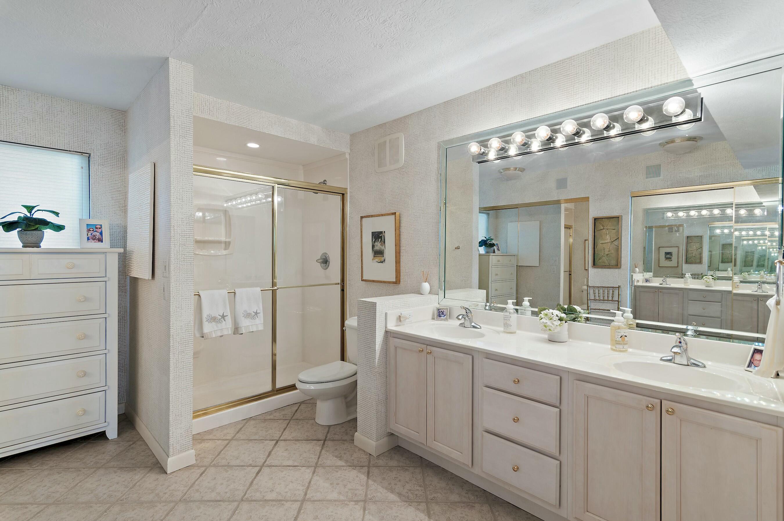 GULFSHORE CONDO - Residential