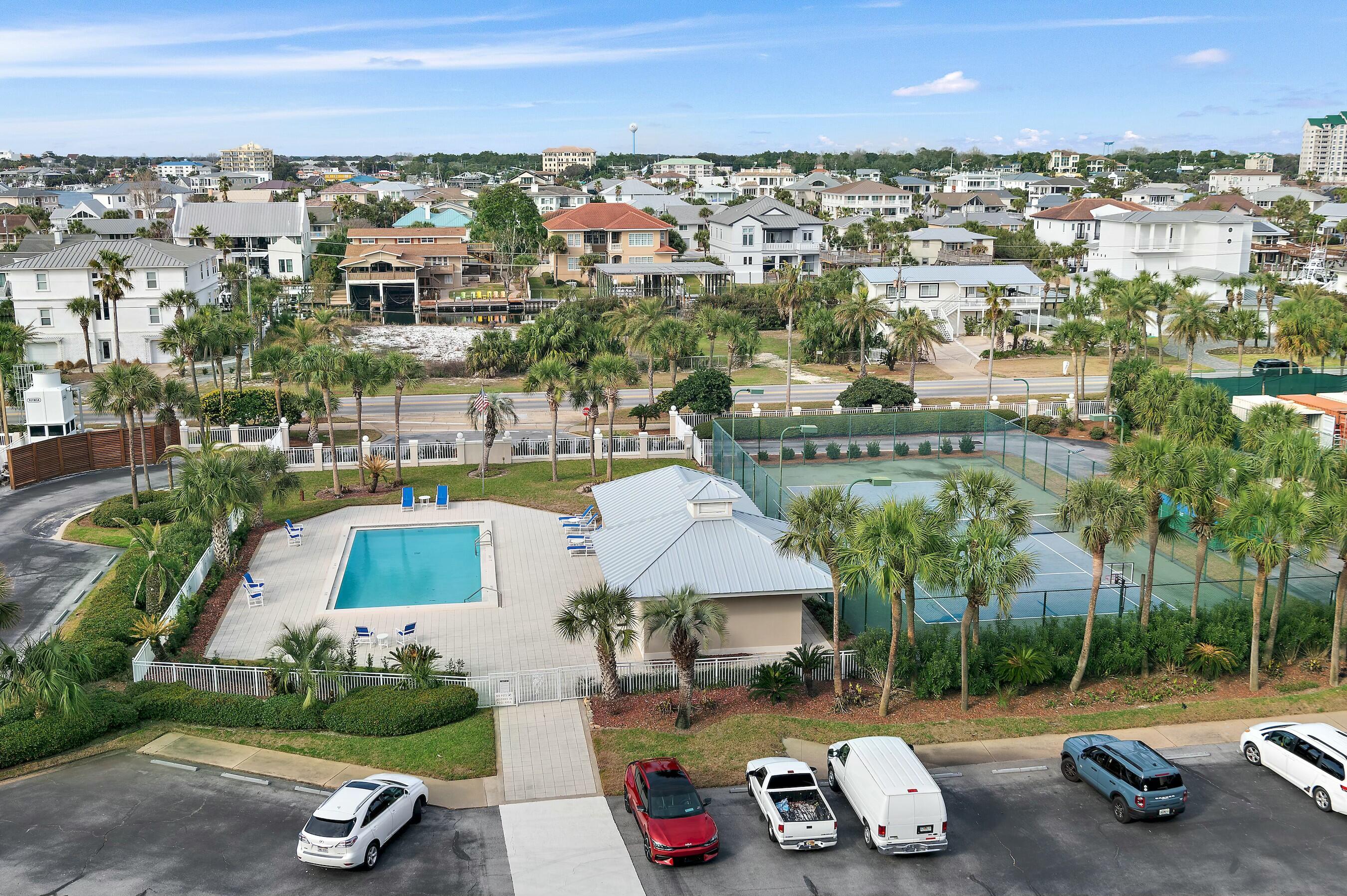 GULFSHORE CONDO - Residential