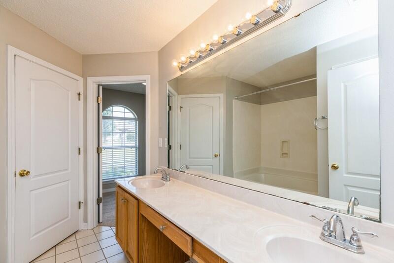 RIVERCHASE S/D PH 2 - Residential