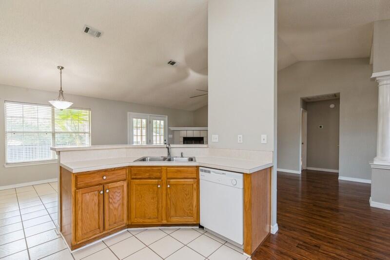 RIVERCHASE S/D PH 2 - Residential