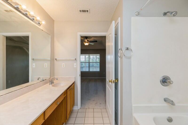 RIVERCHASE S/D PH 2 - Residential