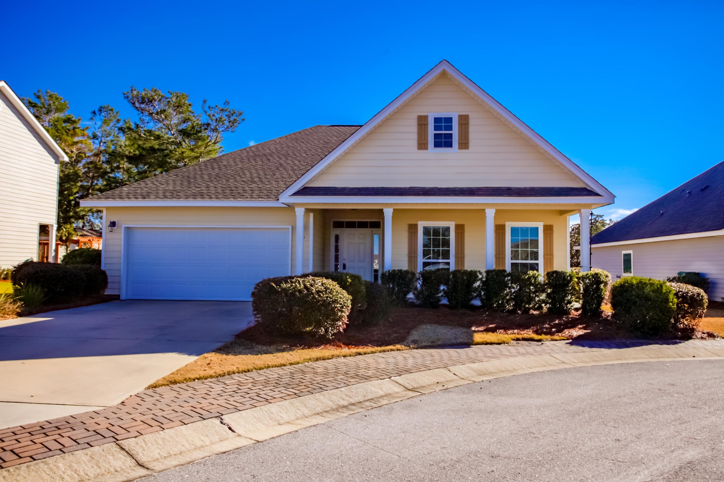 HAMMOCK BAY - Residential