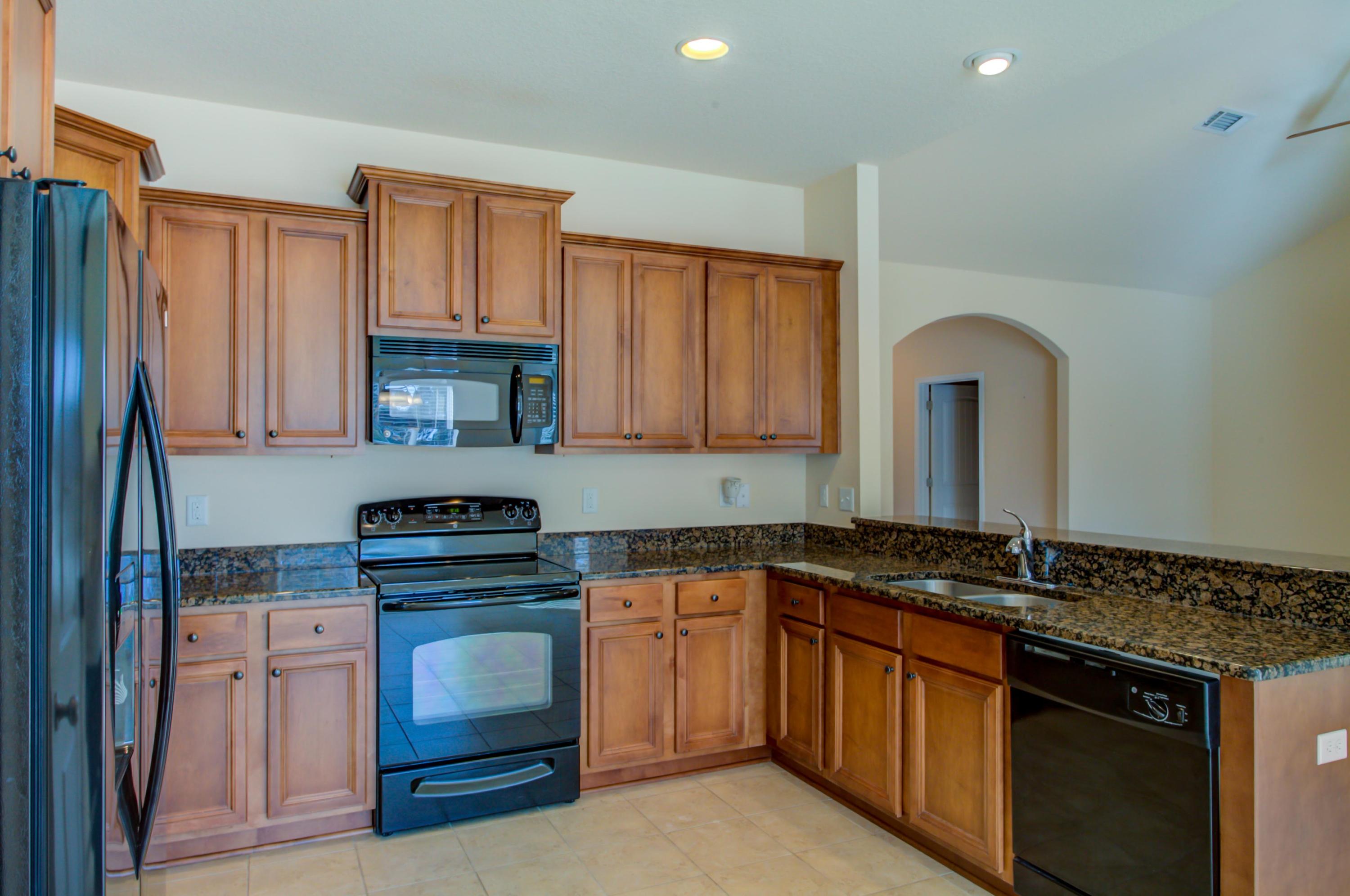 HAMMOCK BAY - Residential