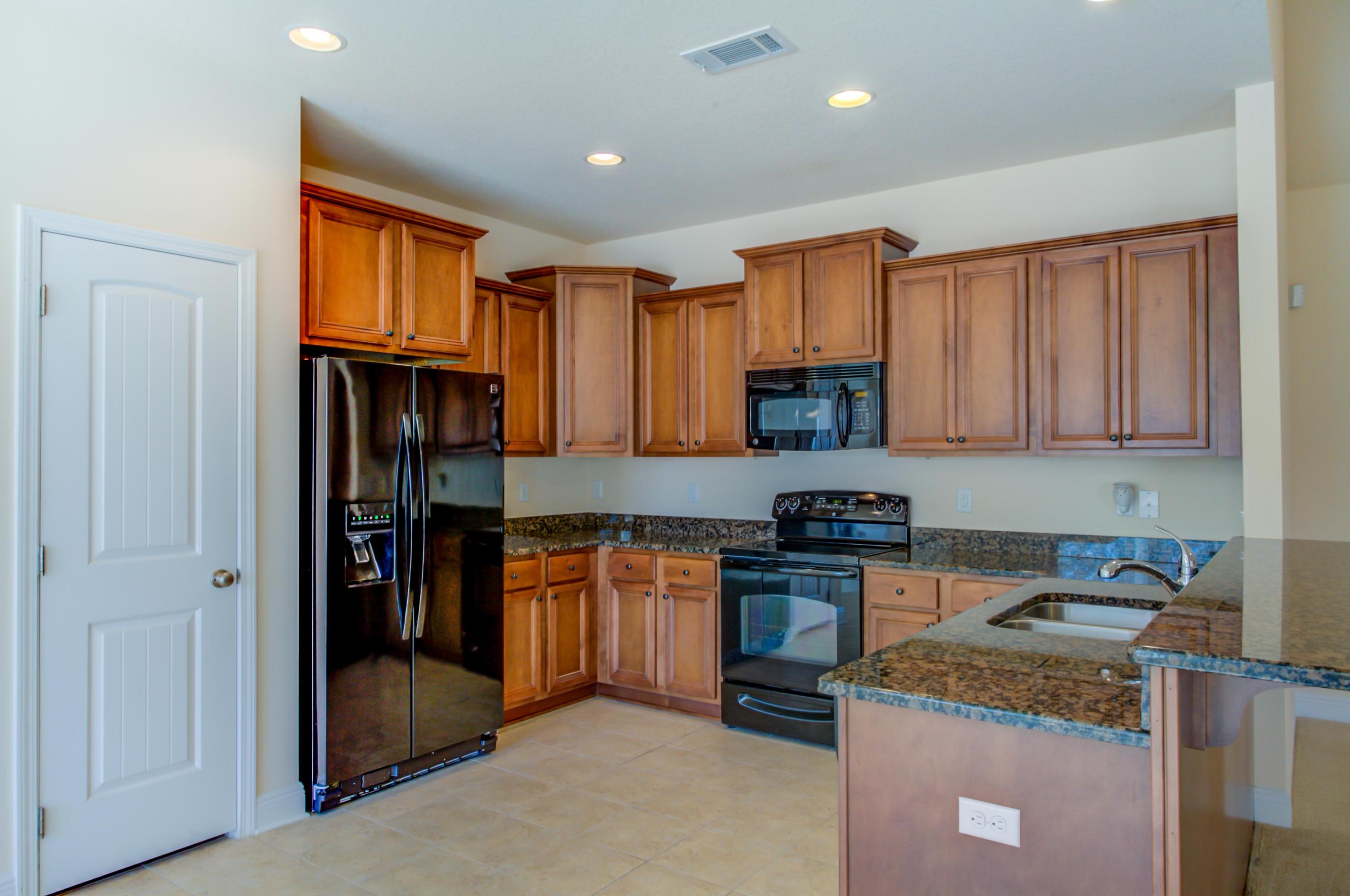 HAMMOCK BAY - Residential