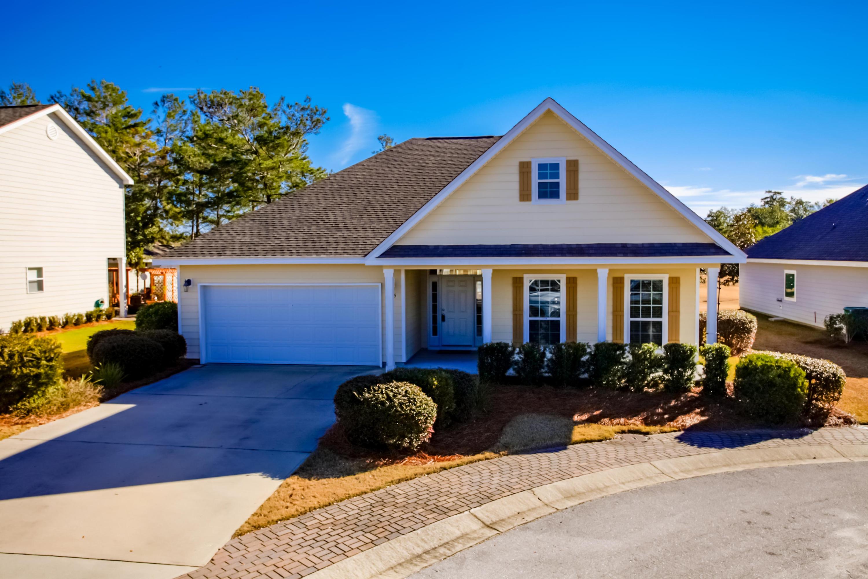 HAMMOCK BAY - Residential