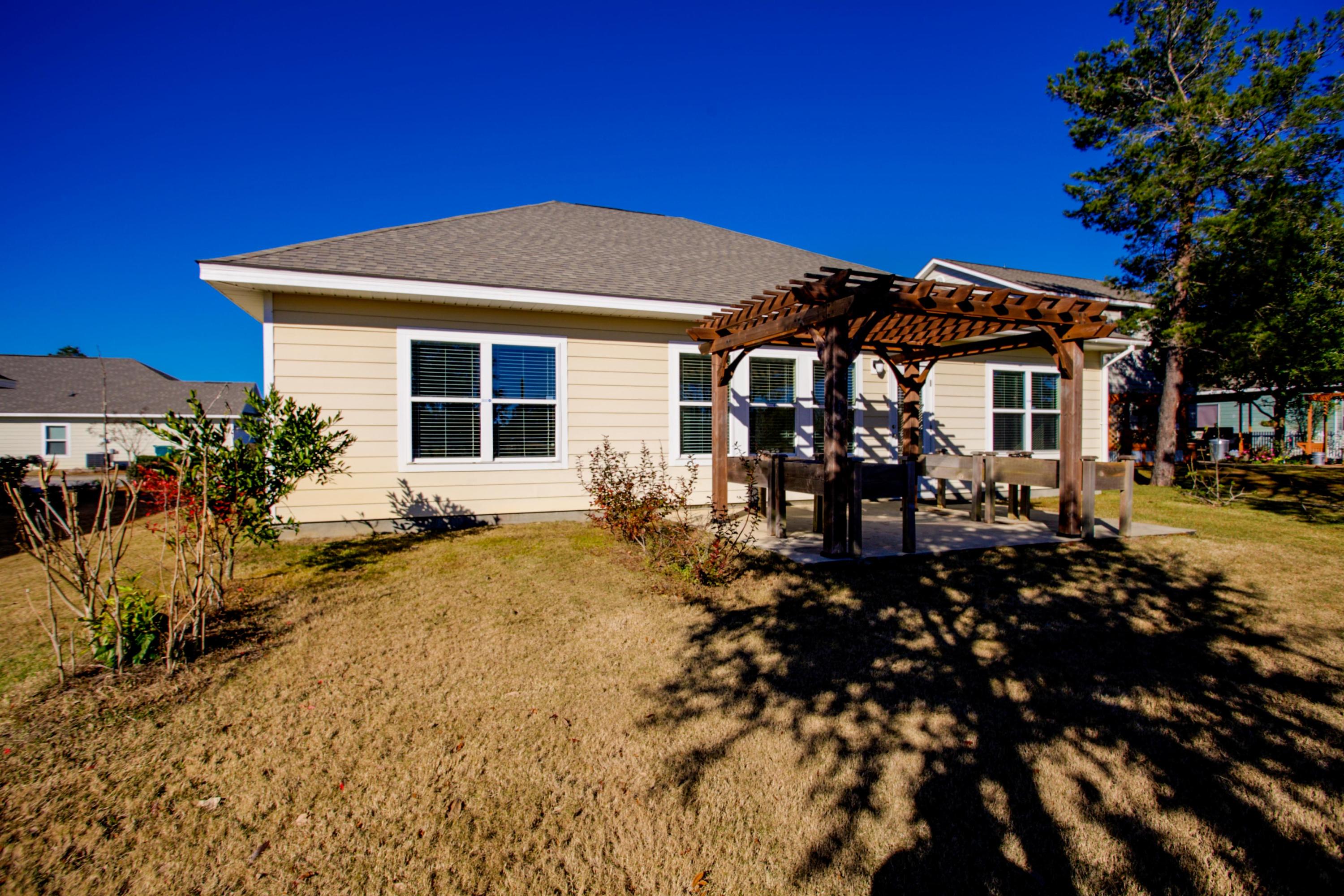 HAMMOCK BAY - Residential