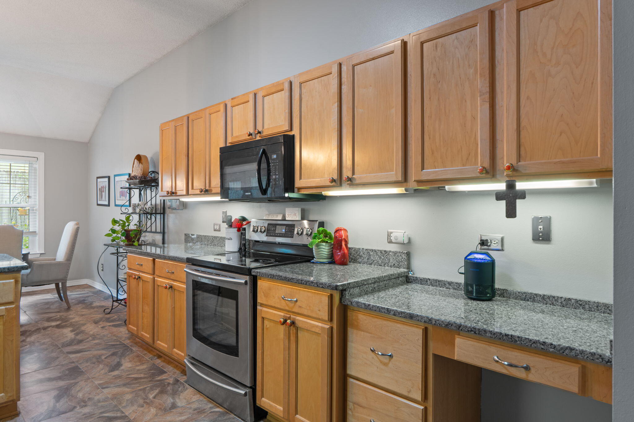 NORTH RIDGE GARDENS - Residential