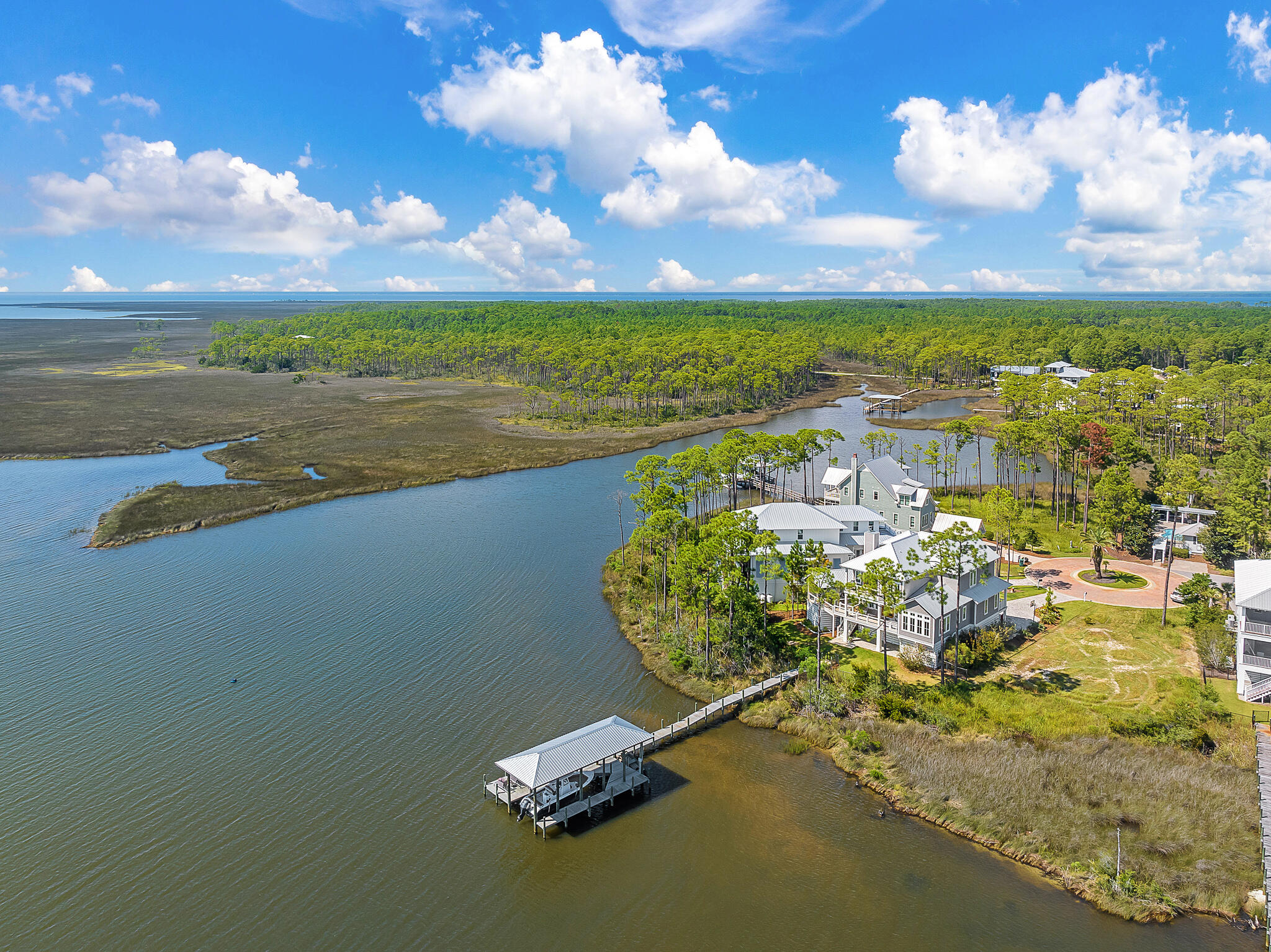 Cessna Landing - Residential