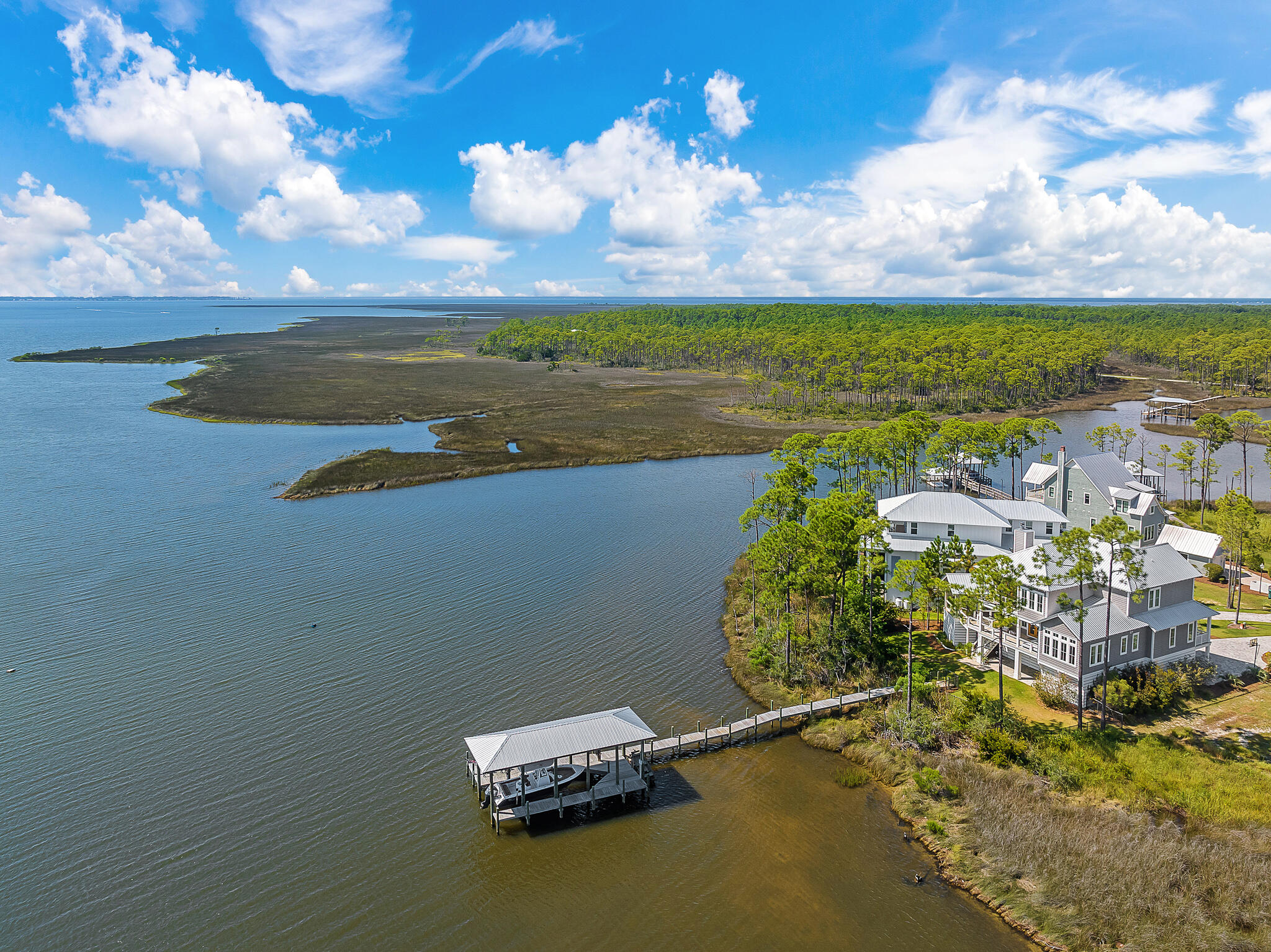 Cessna Landing - Residential