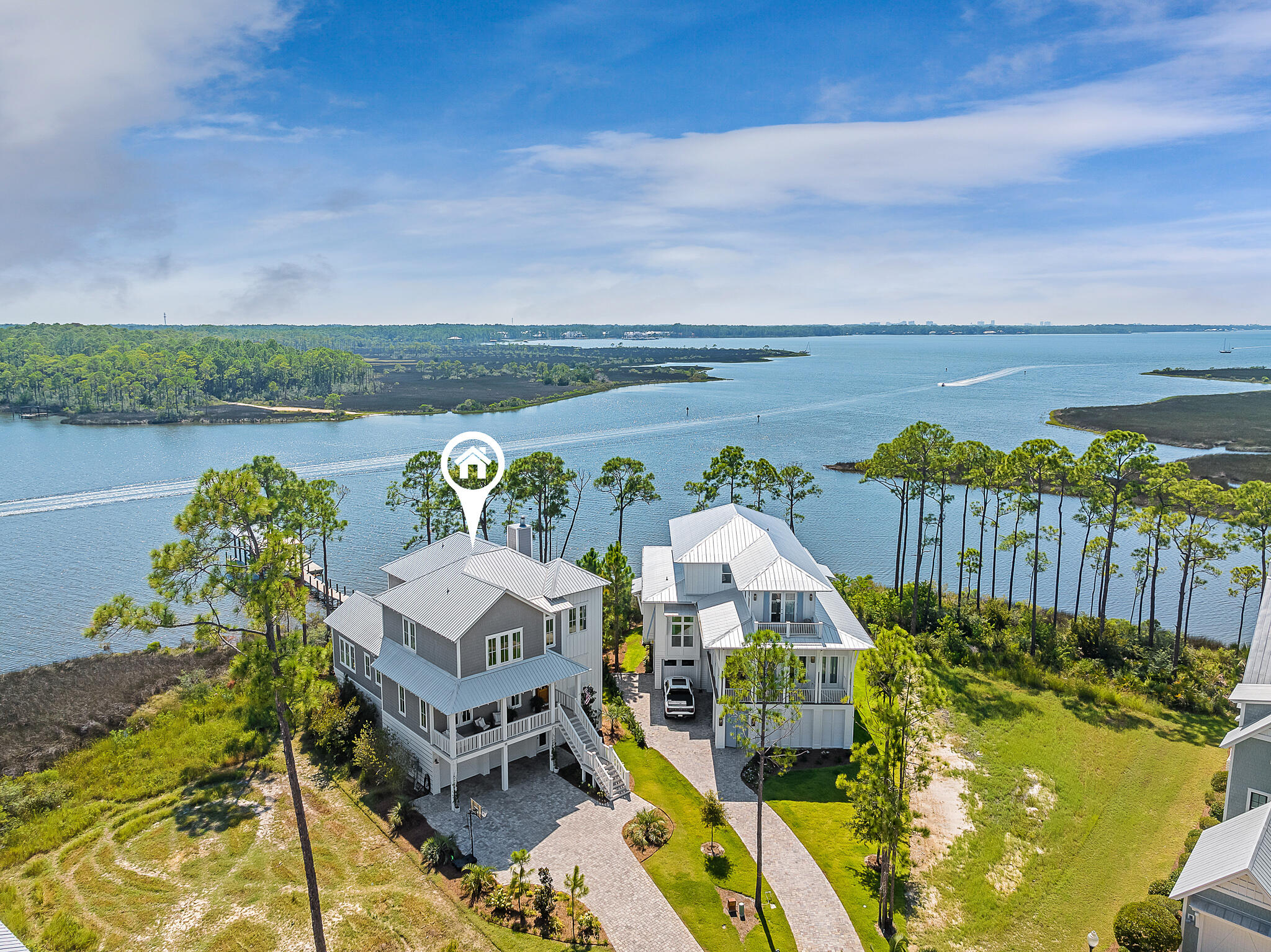 Cessna Landing - Residential