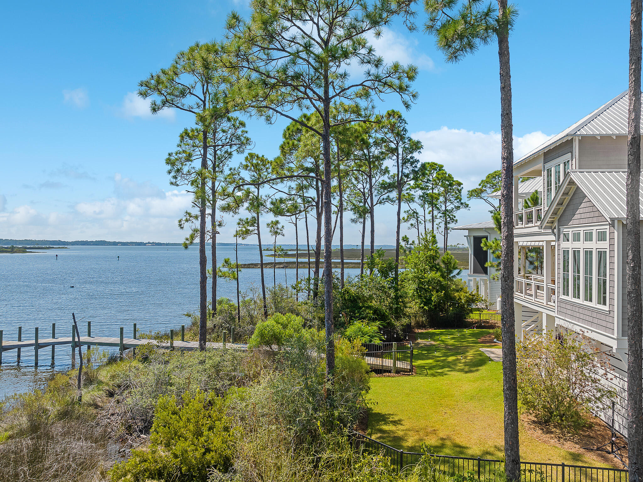 Cessna Landing - Residential