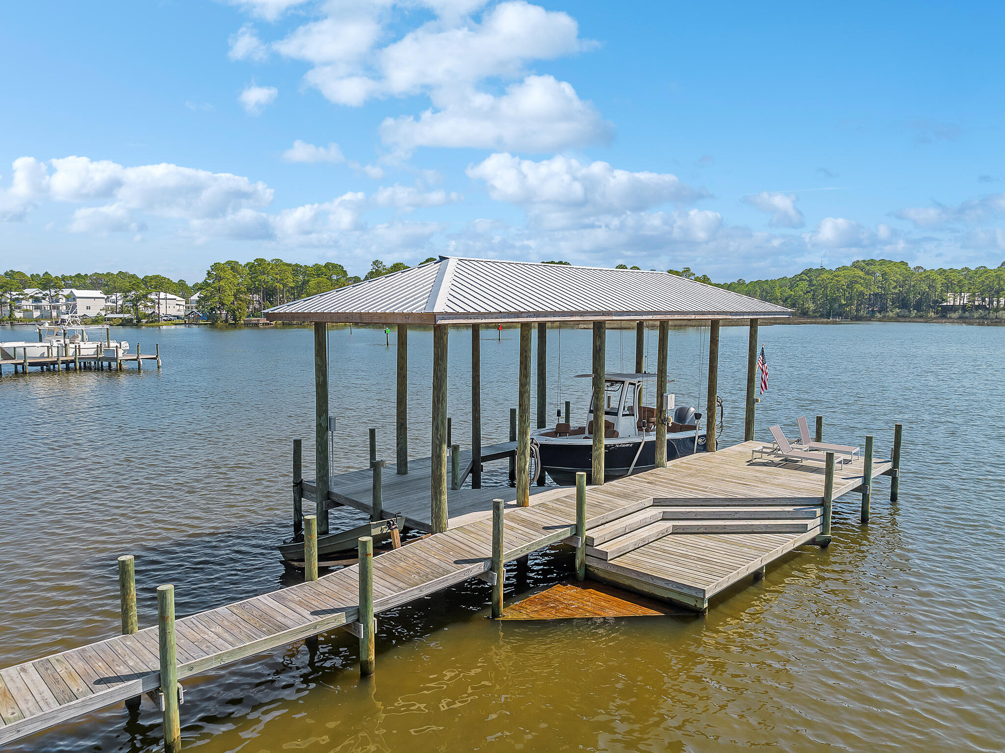 Cessna Landing - Residential