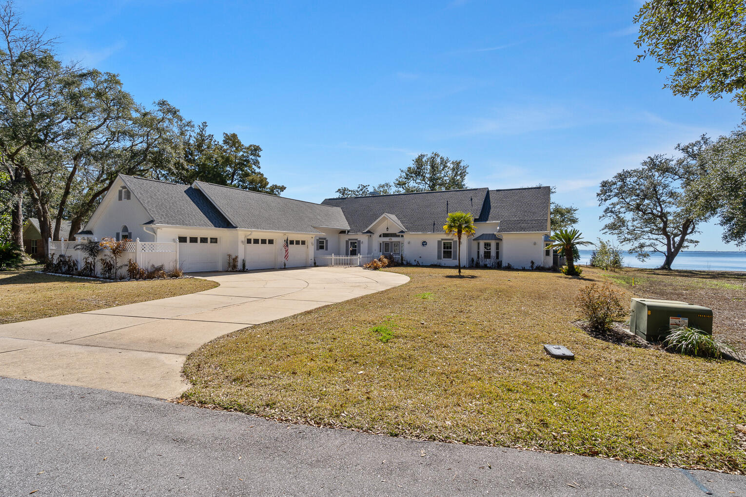 INDIAN BAY - Residential