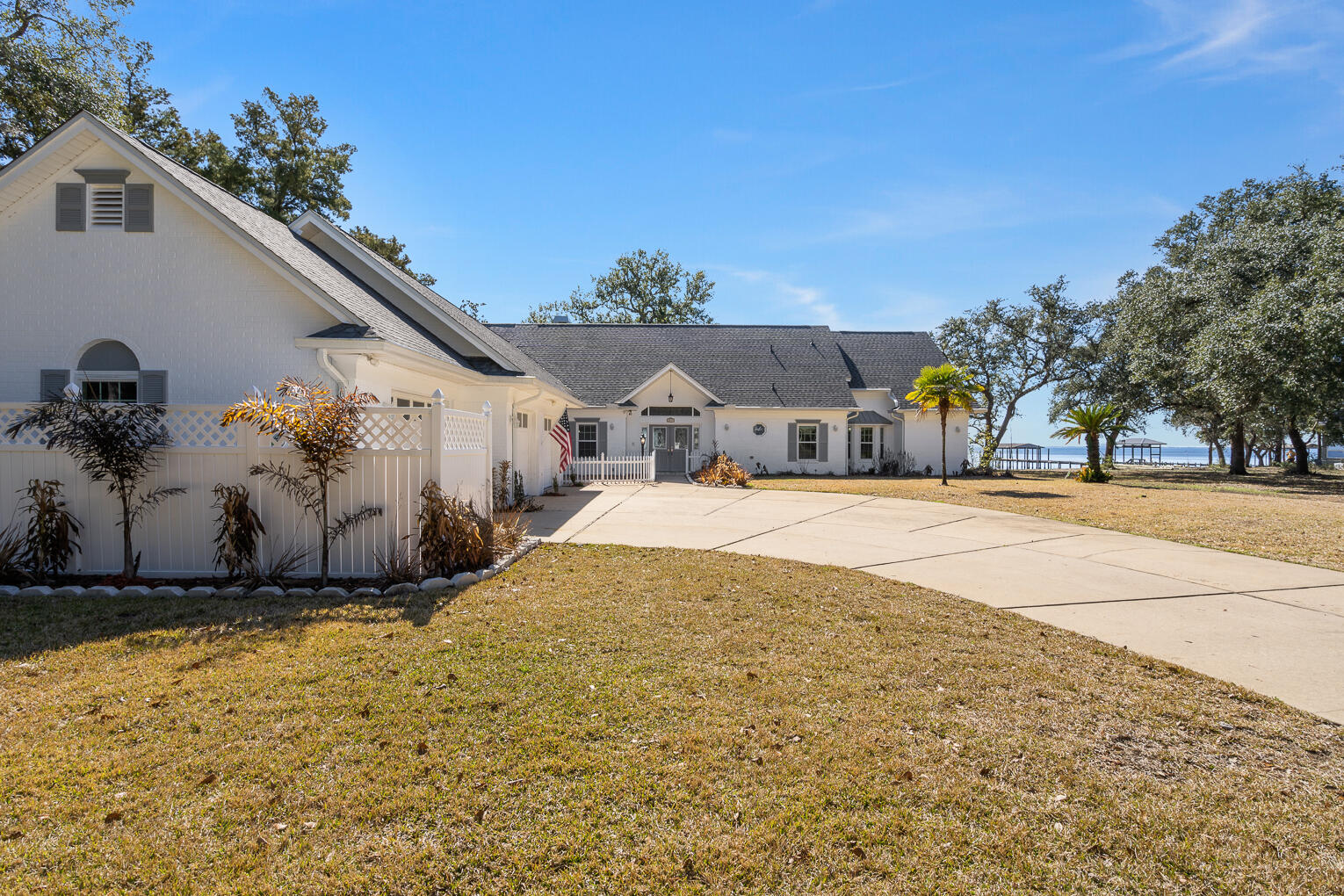 INDIAN BAY - Residential