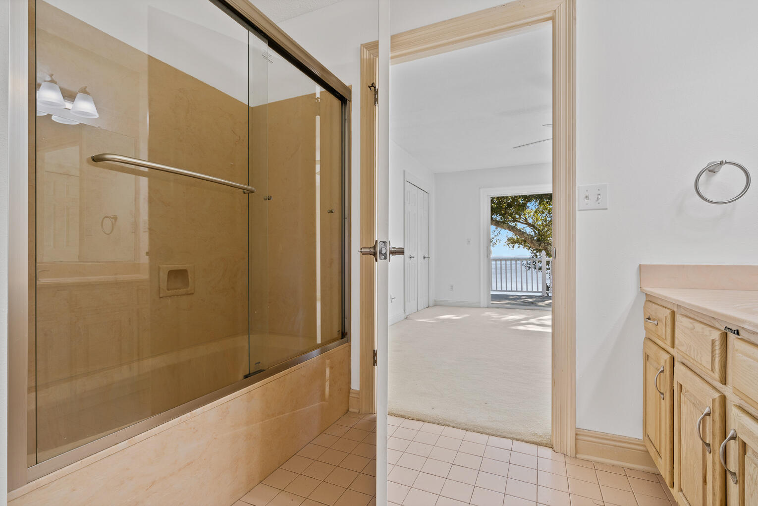 INDIAN BAY - Residential