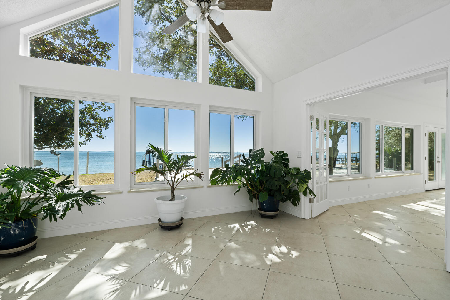 INDIAN BAY - Residential