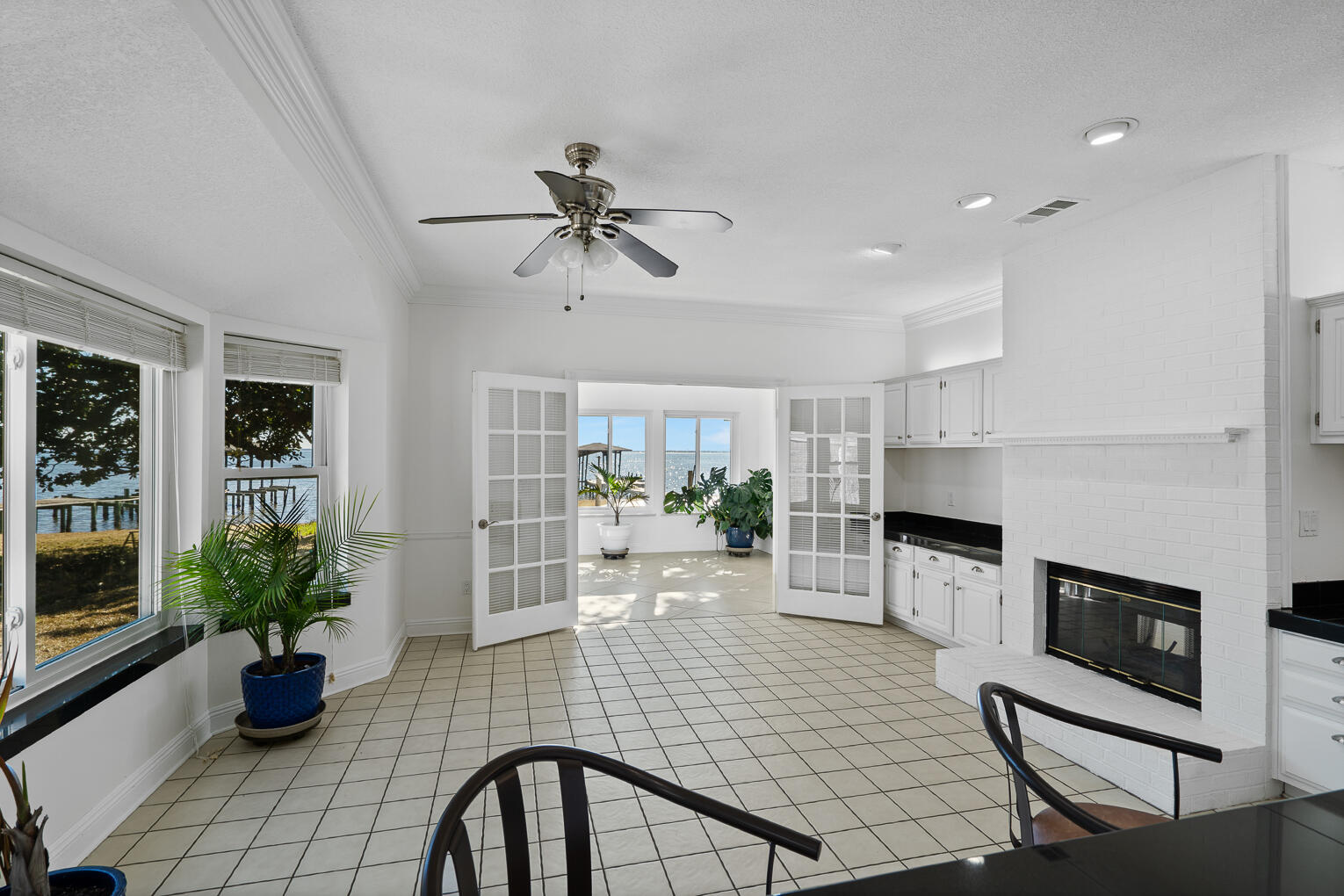 INDIAN BAY - Residential