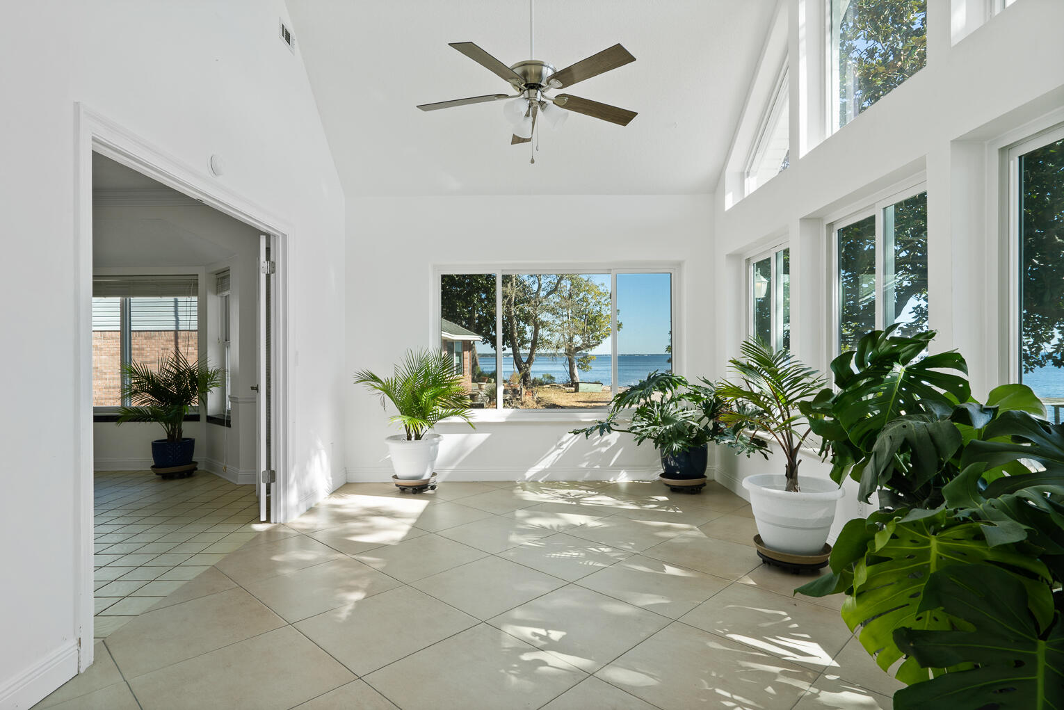 INDIAN BAY - Residential