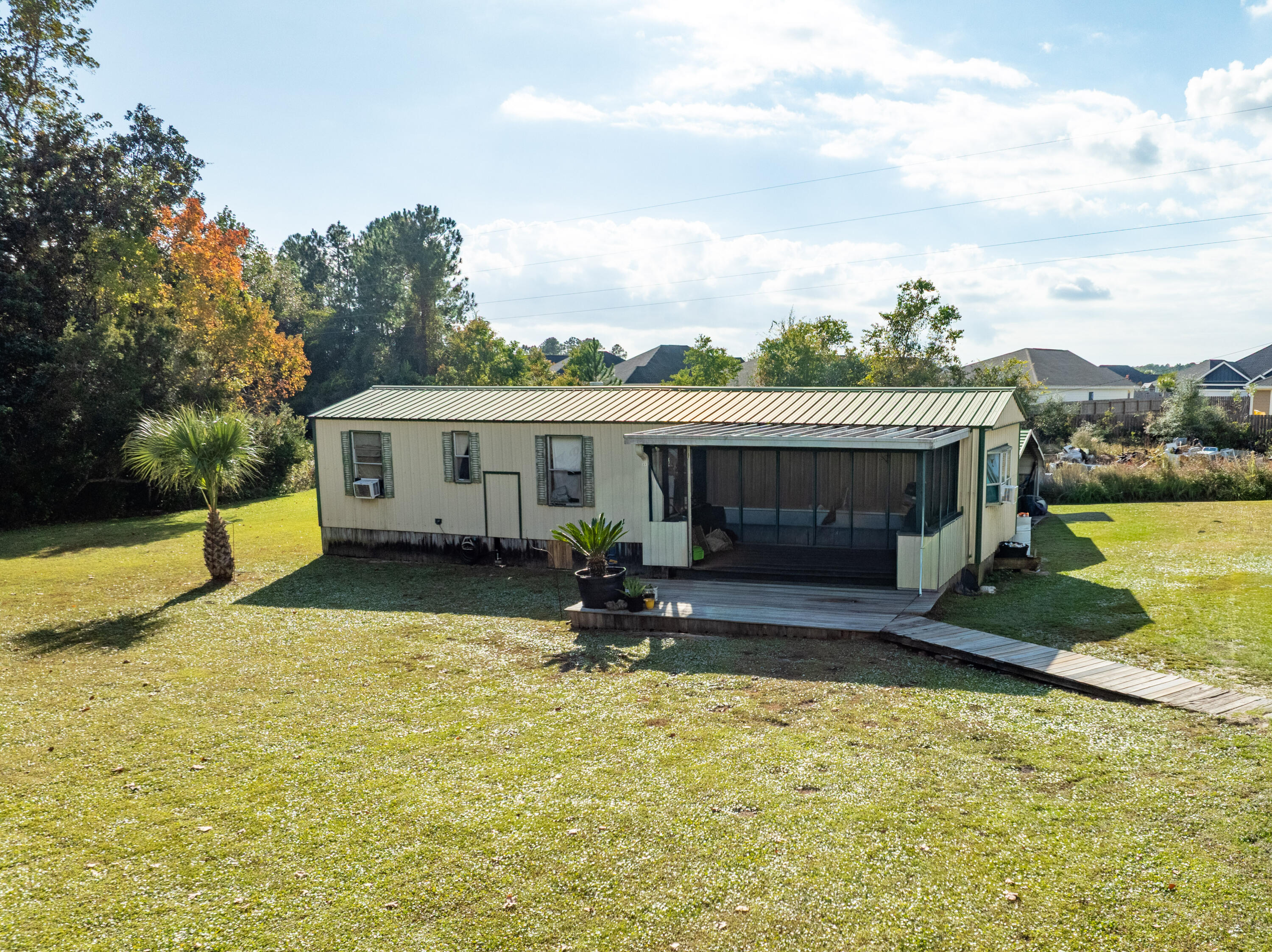 LAFAYETTE HEIGHTS - Land