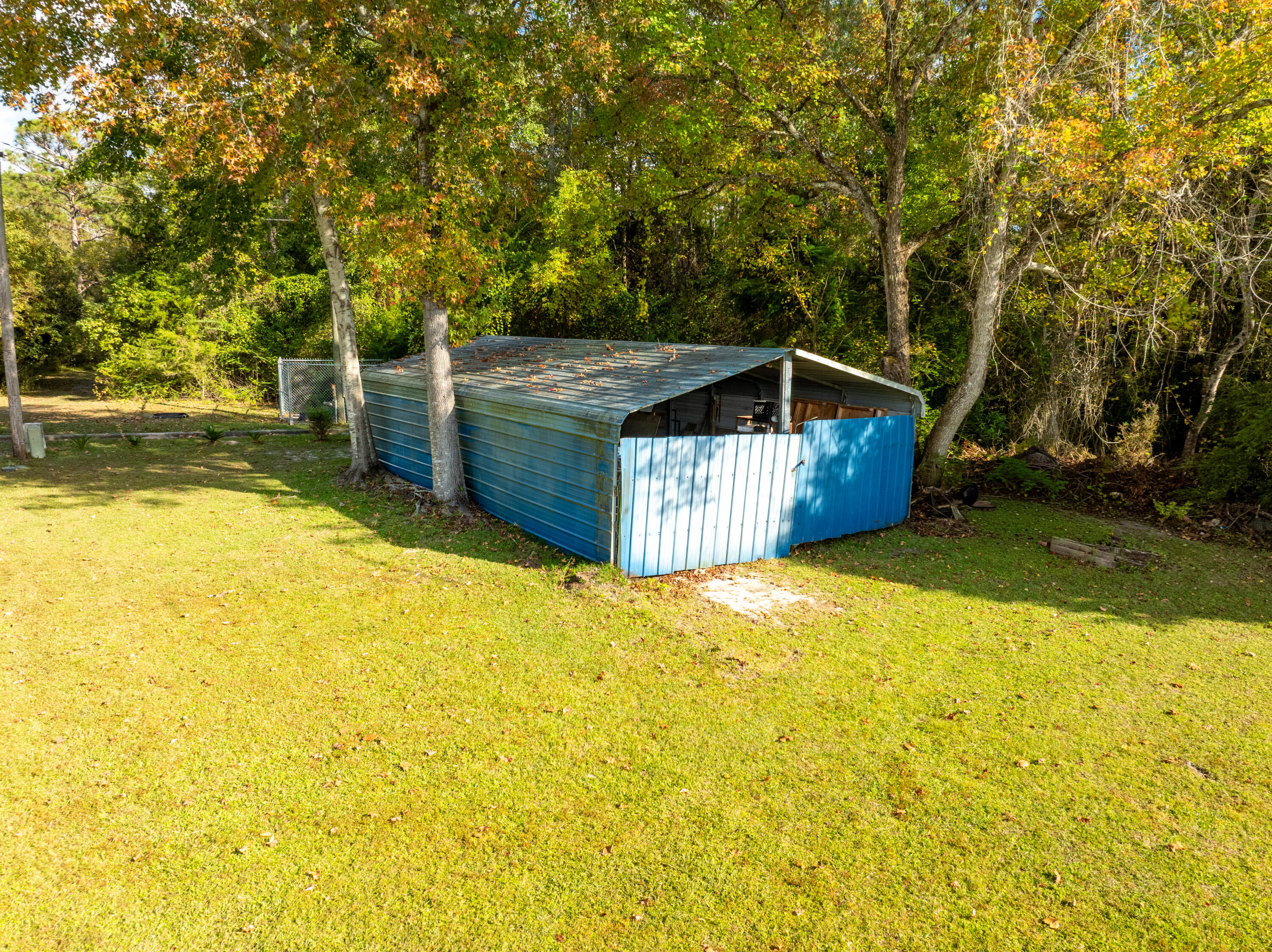 LAFAYETTE HEIGHTS - Land