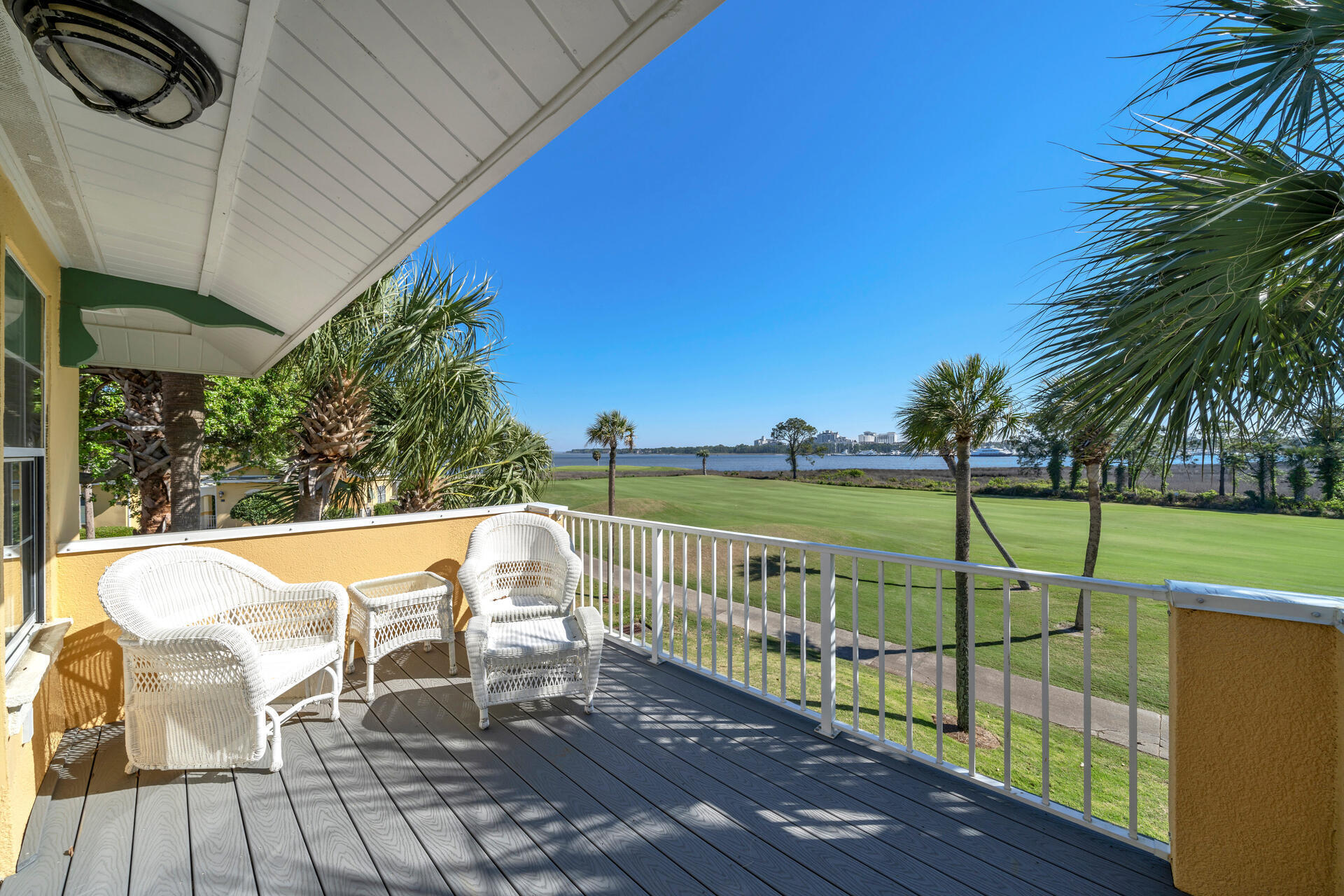 GRAND HARBOUR - Residential