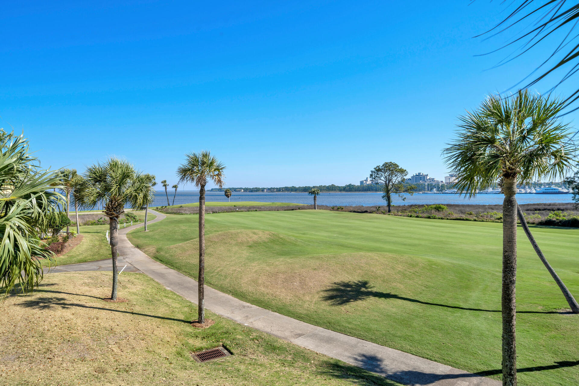 GRAND HARBOUR - Residential