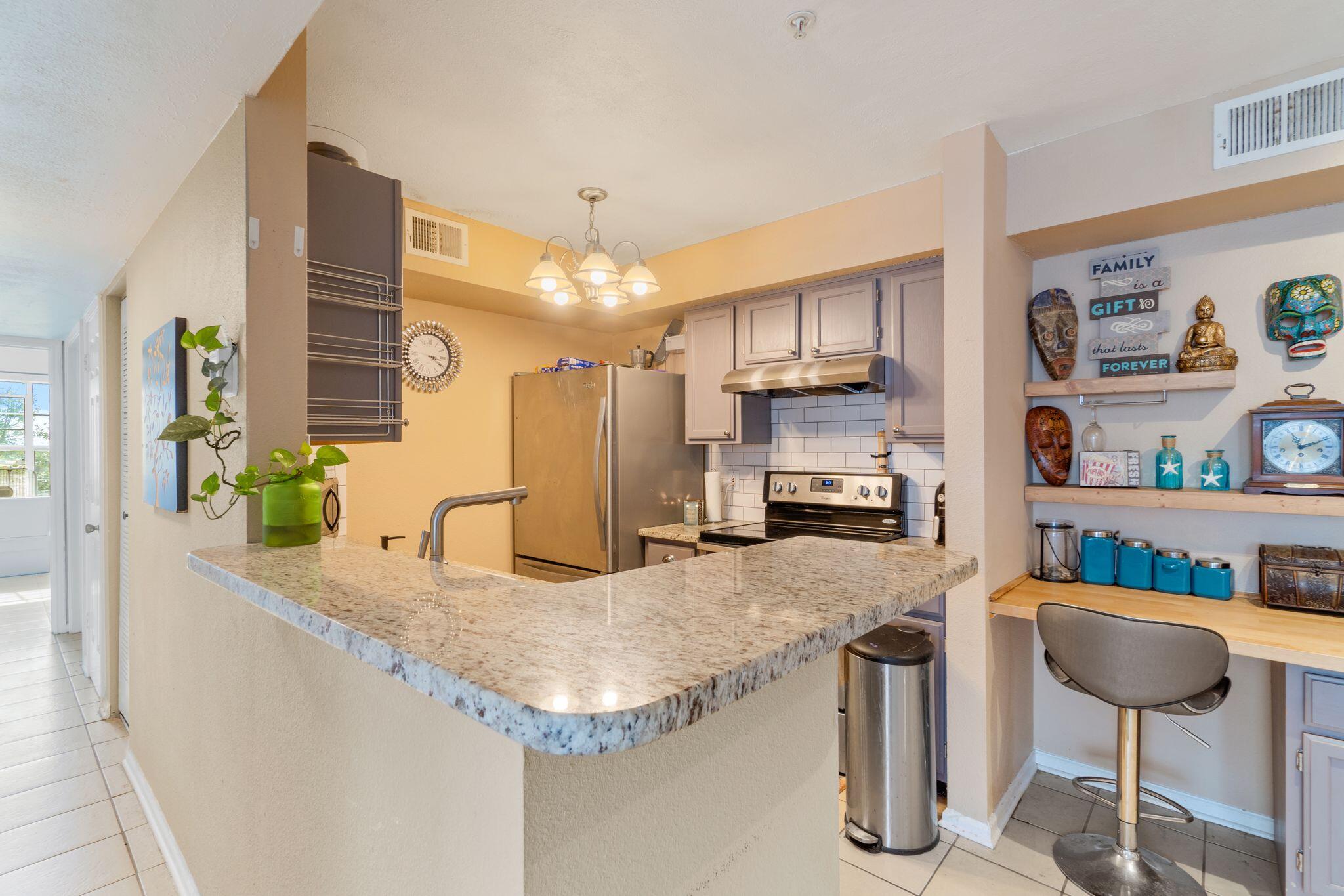 INDIAN LAKE - Residential