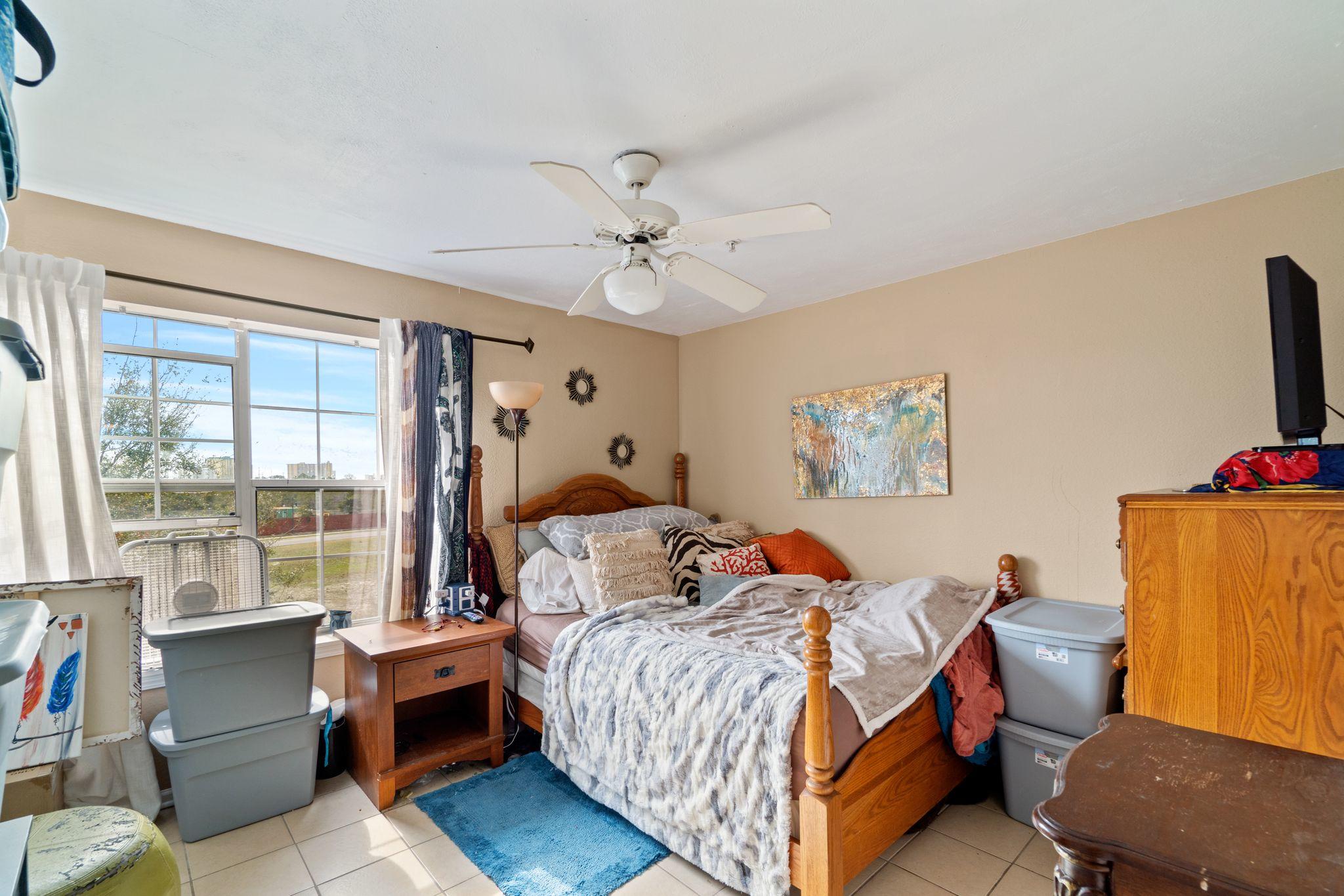 INDIAN LAKE - Residential