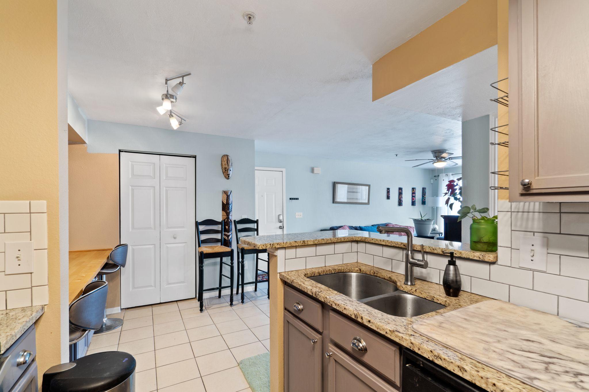 INDIAN LAKE - Residential