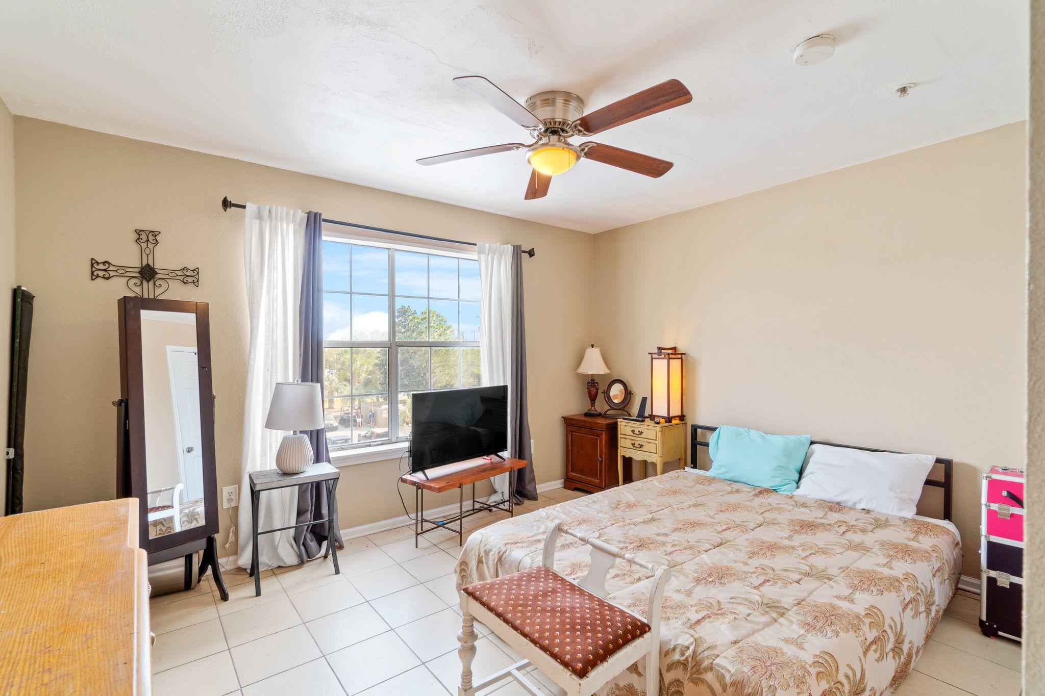 INDIAN LAKE - Residential