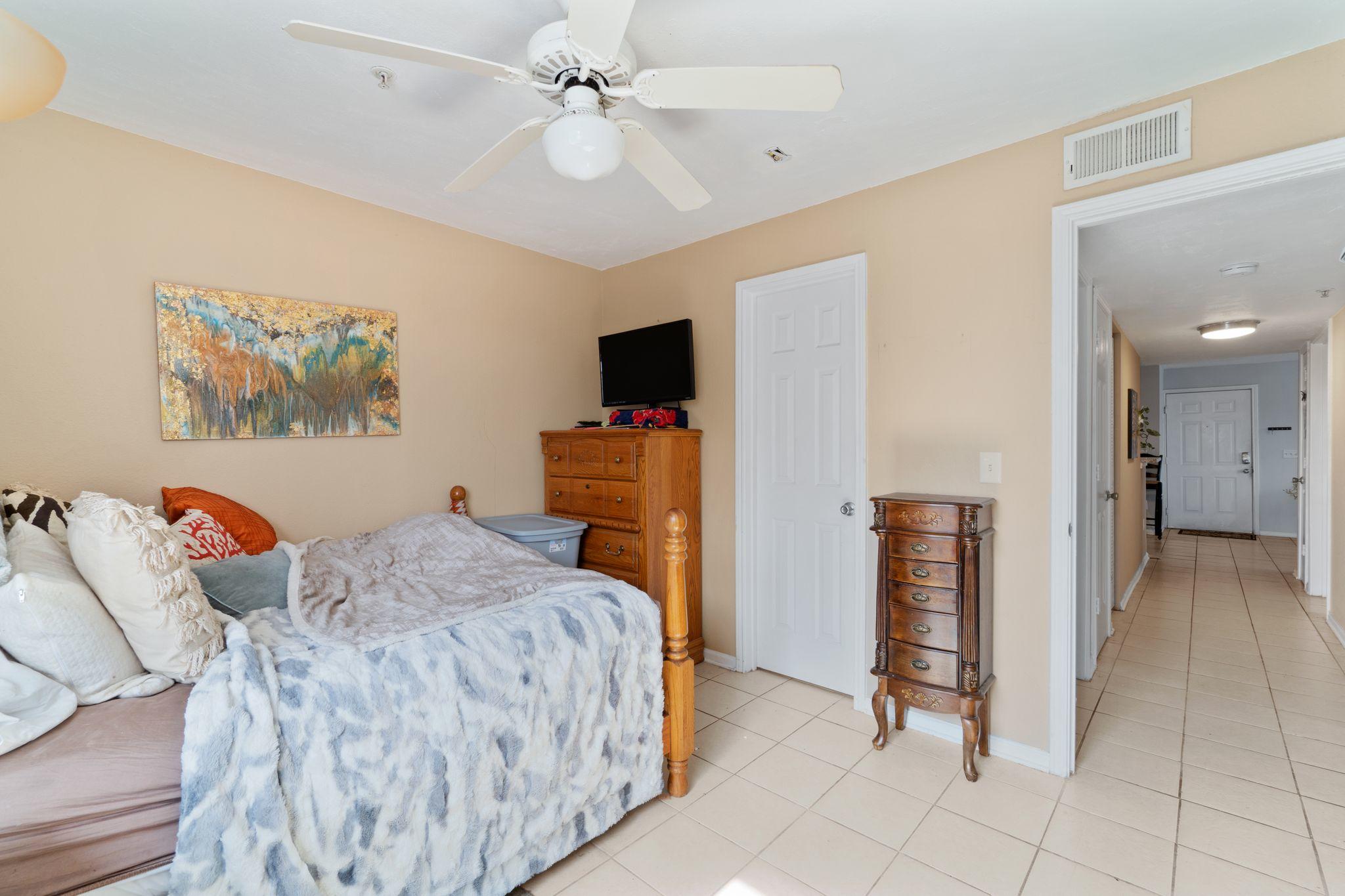 INDIAN LAKE - Residential