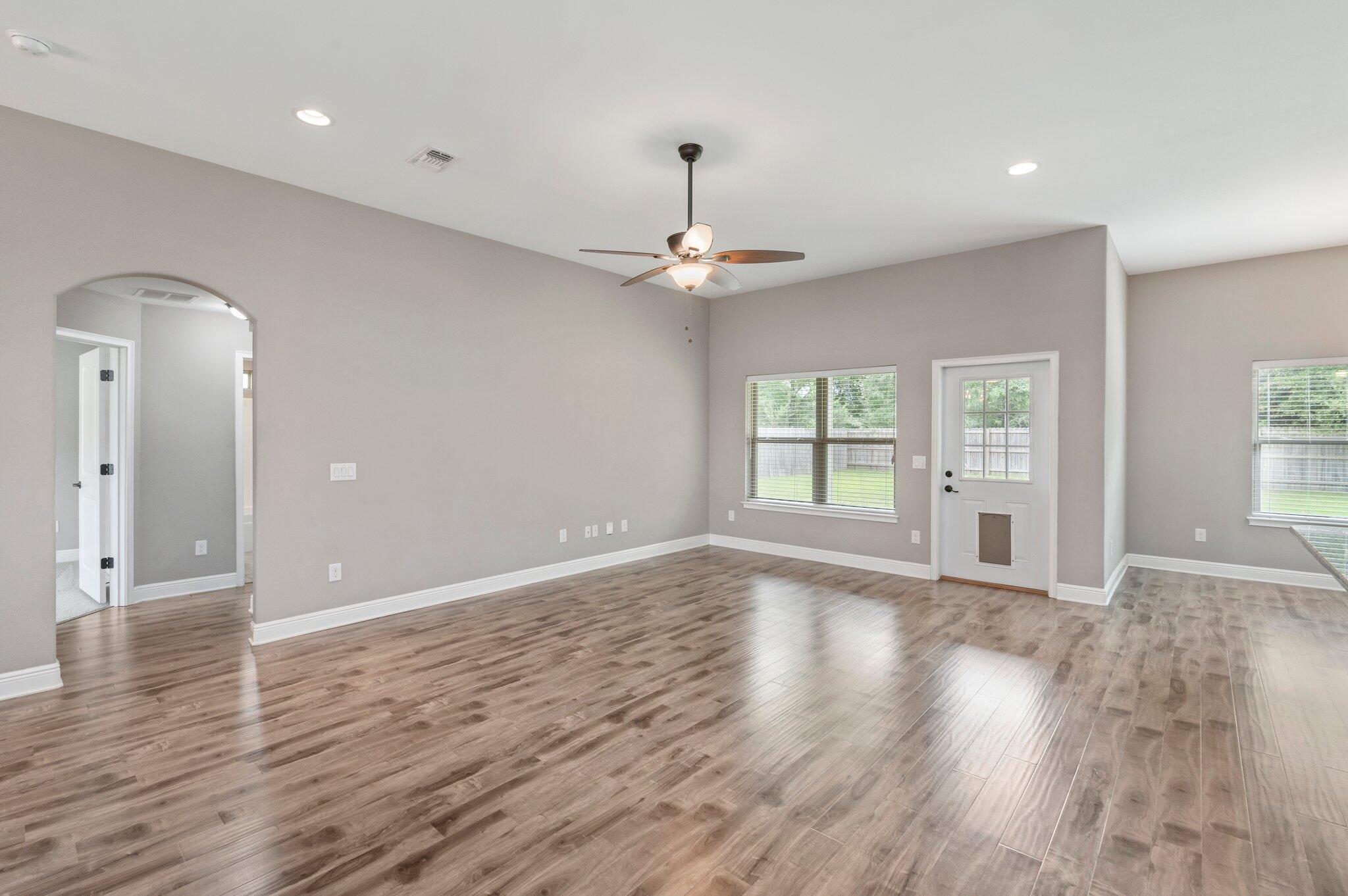 NAVARRE S/D 2ND ADDN - Residential