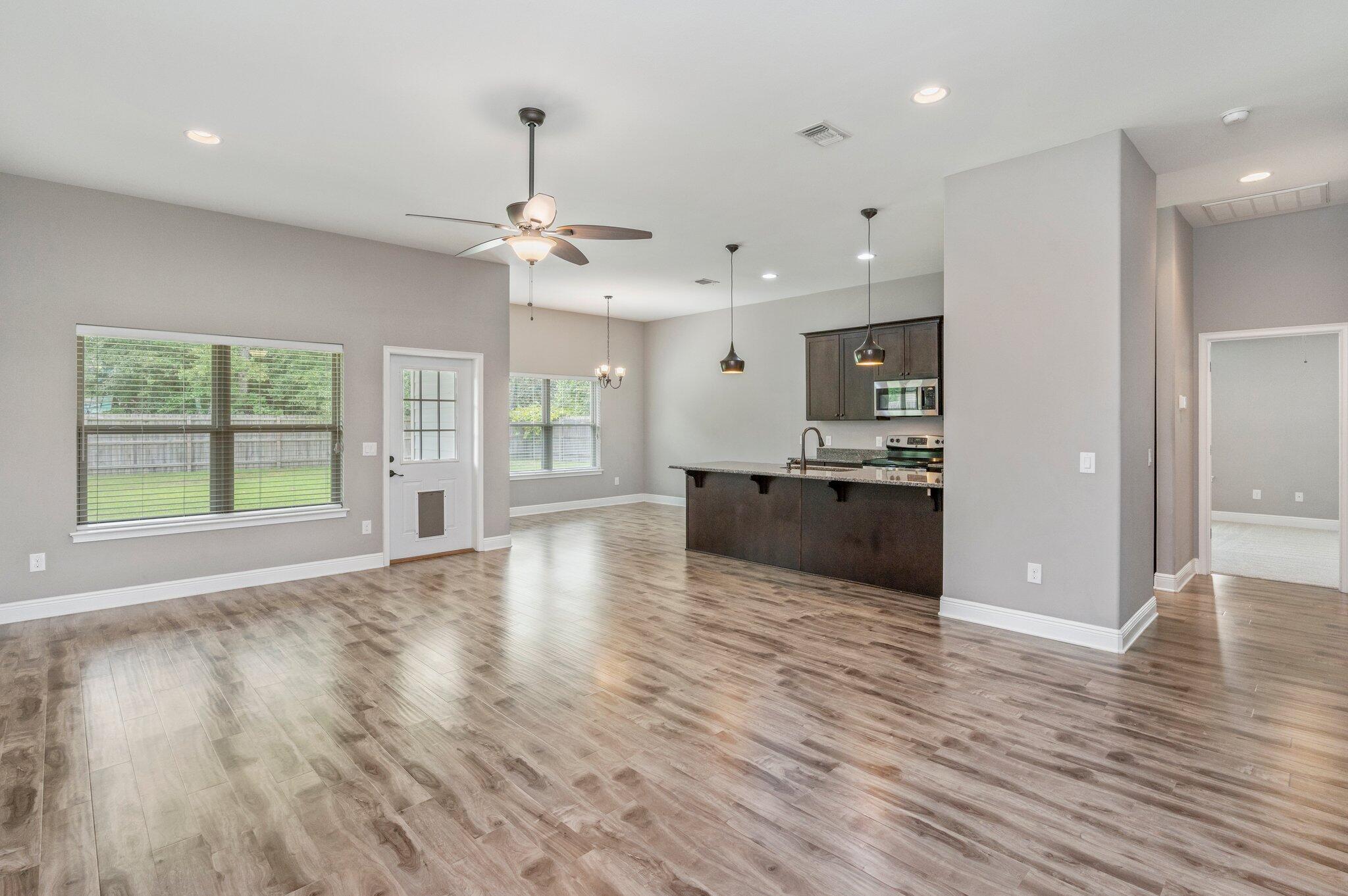 NAVARRE S/D 2ND ADDN - Residential