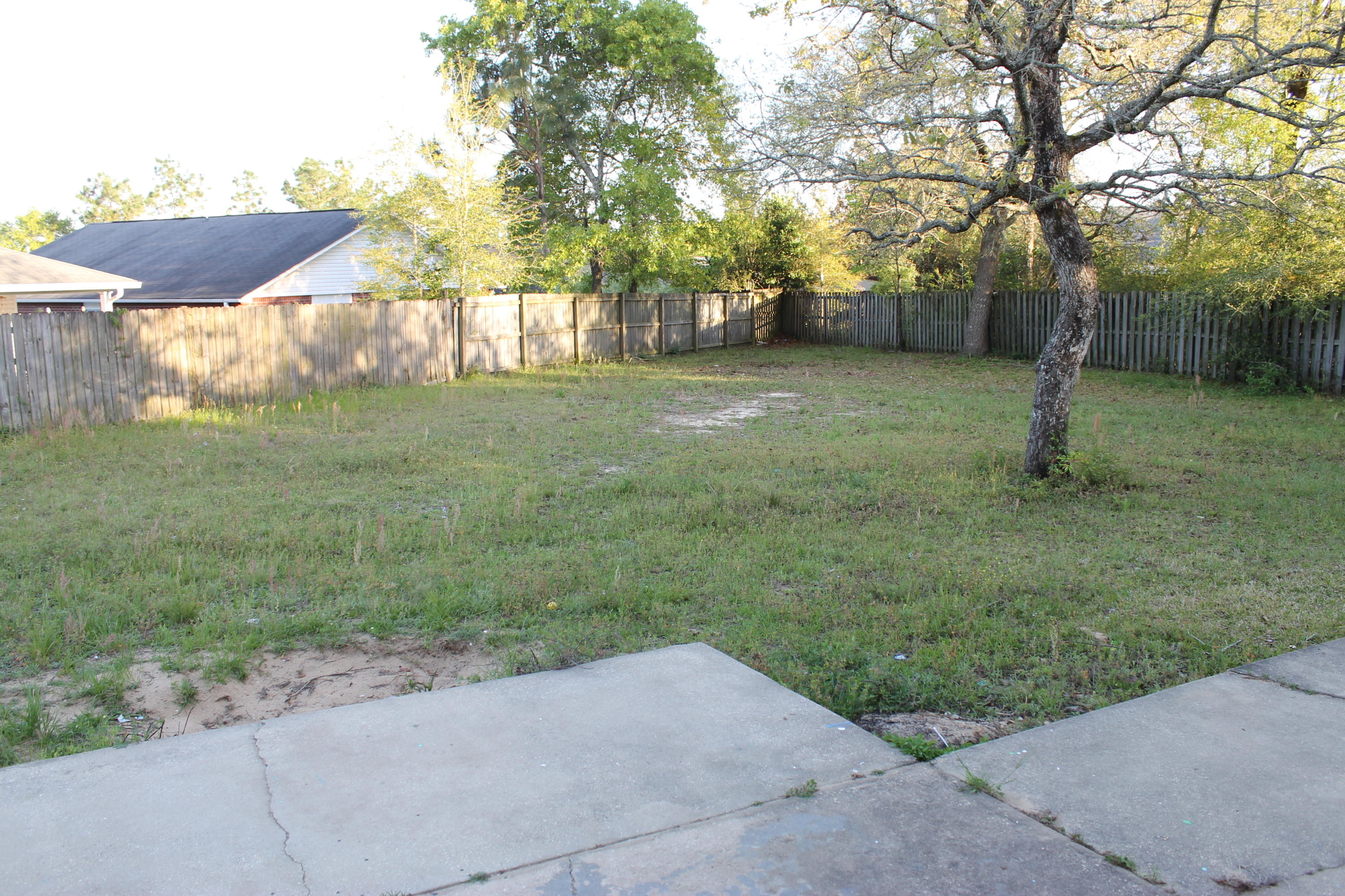 HOLLYROD PARK - Residential