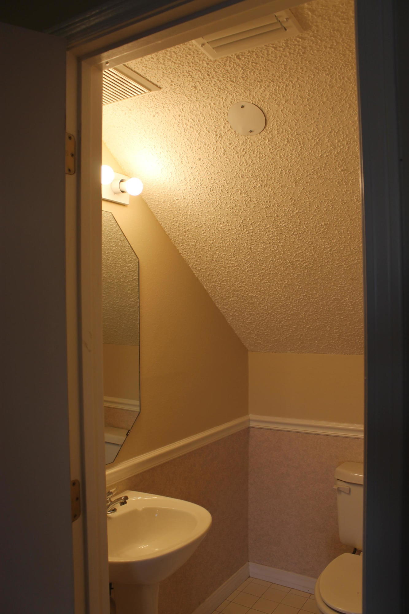 HOLLYROD PARK - Residential