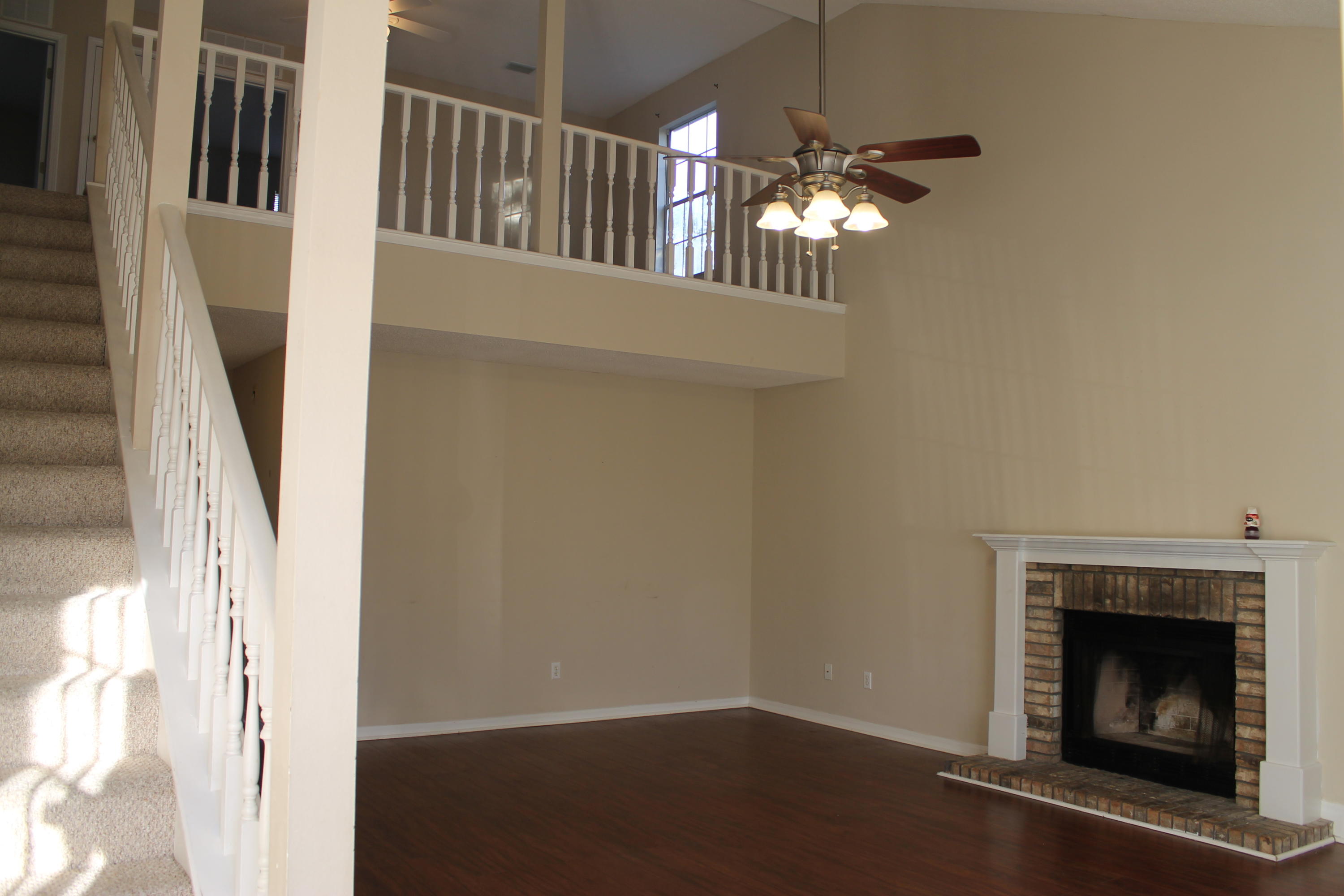 HOLLYROD PARK - Residential