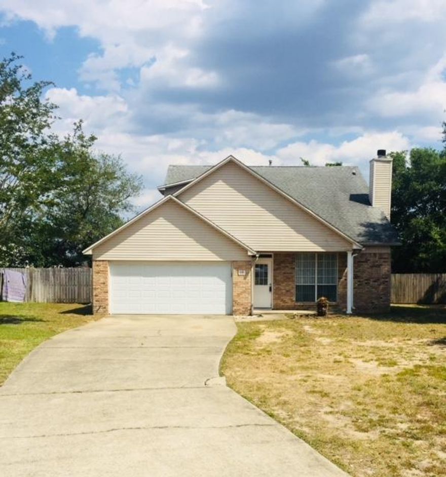 This 4 bedroom home with Master Suite on the first floor, is one of the few homes in Crestview on sewer system (not septic) if that is important to you!!! Spacious living room w high ceiling & Brick wood burning Fireplace. Kitchen has the convenience of a breakfast bar adjoining the dining area. Dining area has sliding doors leading out to the back patio and large back yard. Balcony/Loft area overlooks the living room below. Upstairs bedrooms are spacious as well.