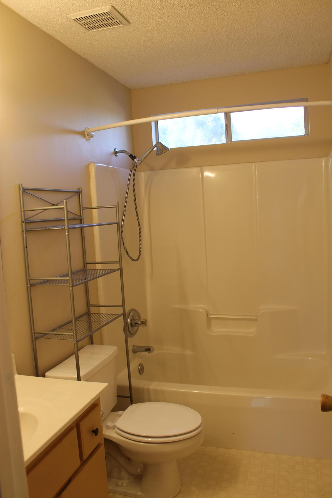 HOLLYROD PARK - Residential