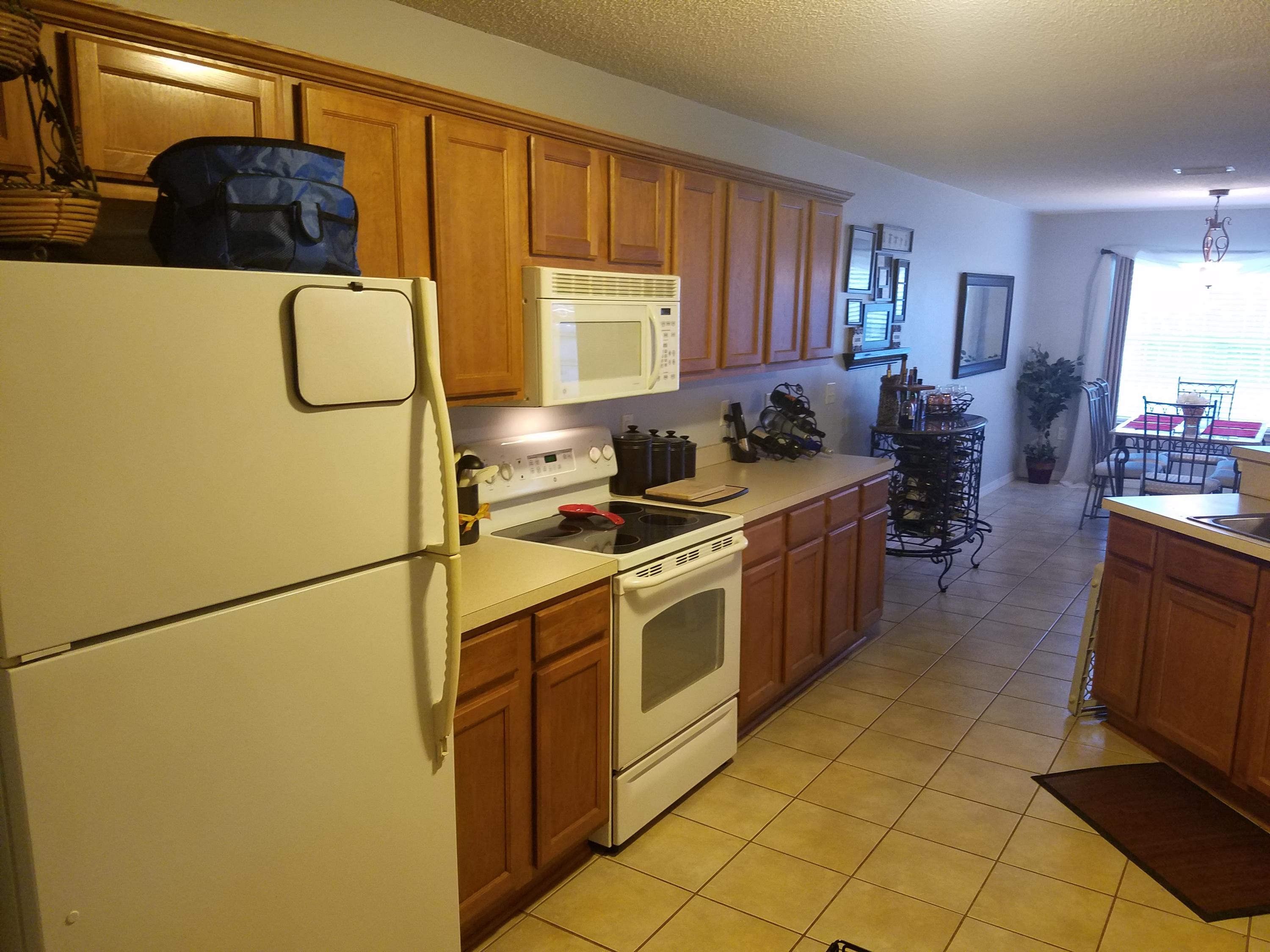 VILLA TASSO TOWN OF - Residential