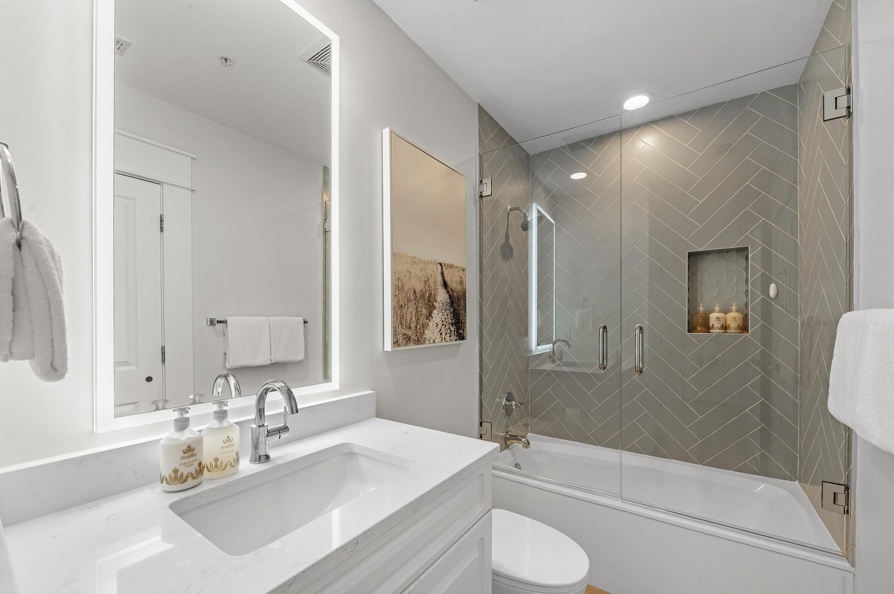 LEGACY THE - Residential