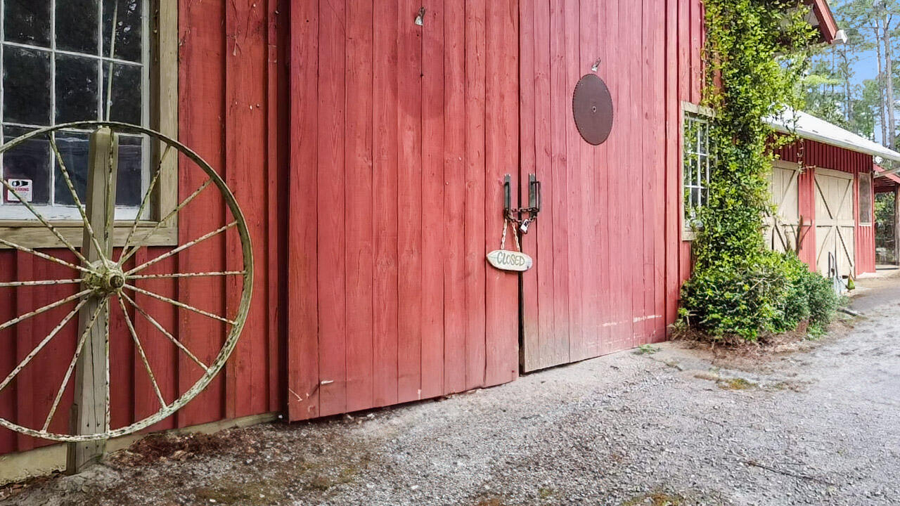 TOWN OF SANTA ROSA - Farm