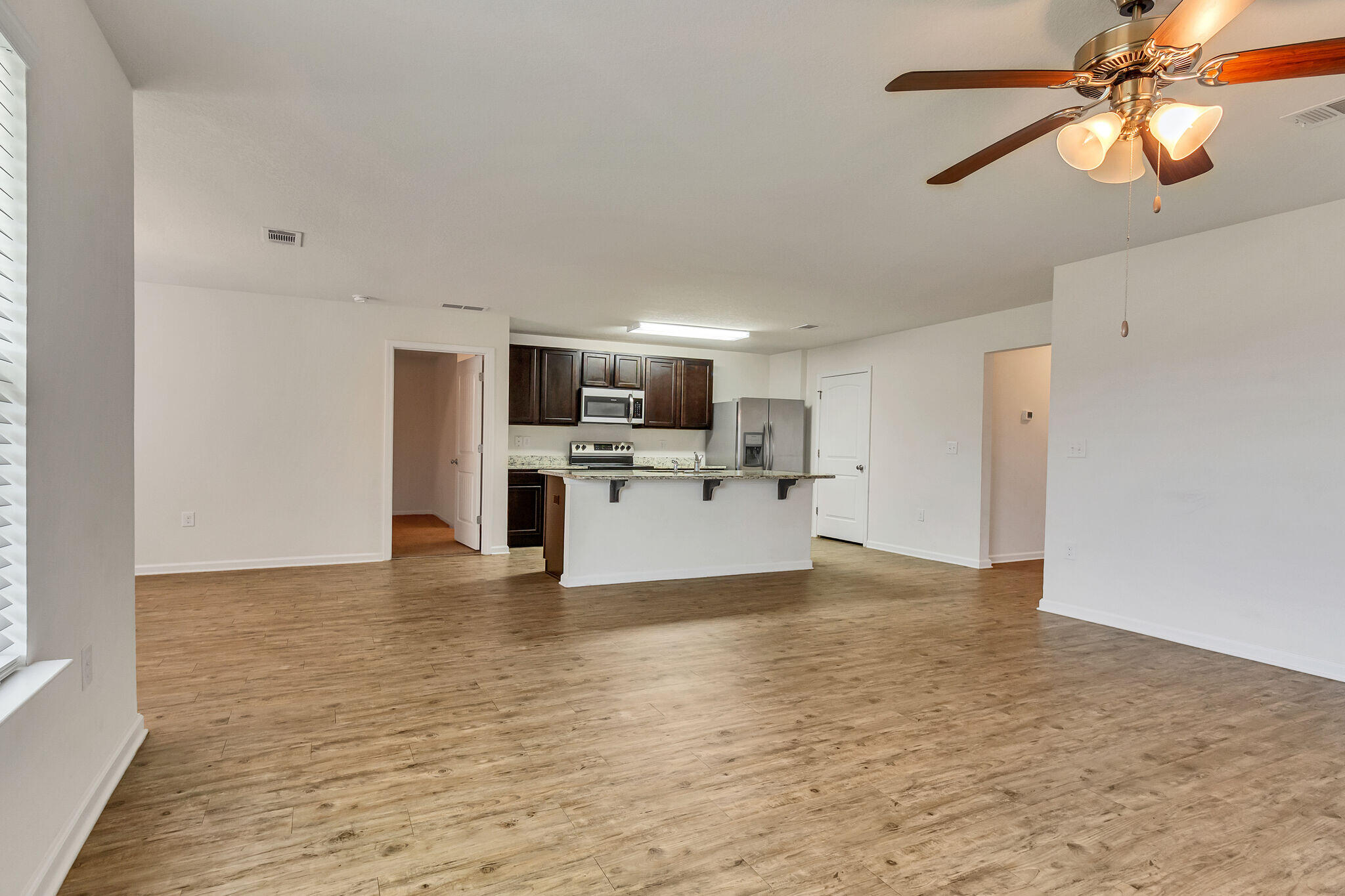 REDSTONE COMMONS - Residential Lease