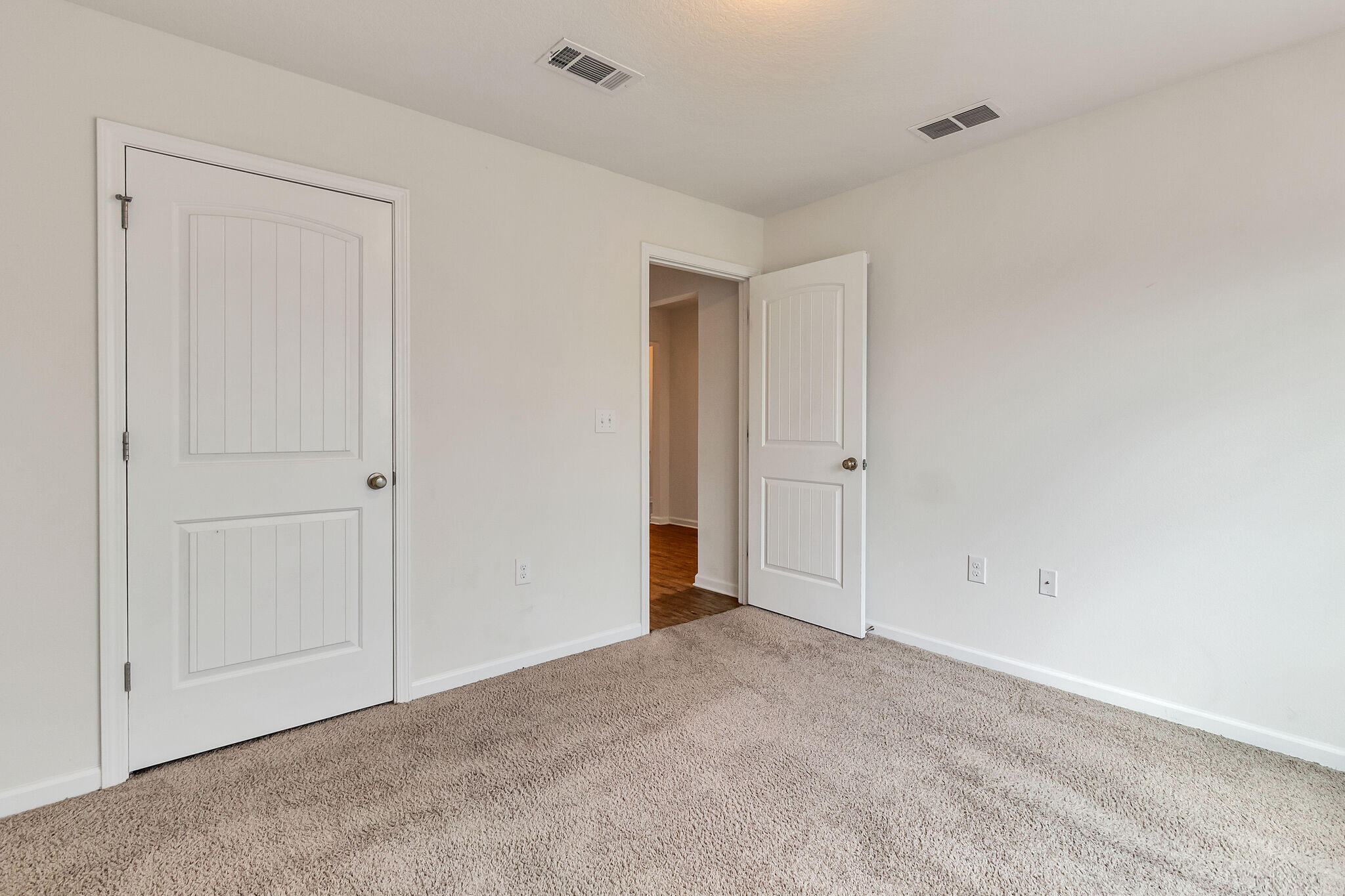 REDSTONE COMMONS - Residential Lease