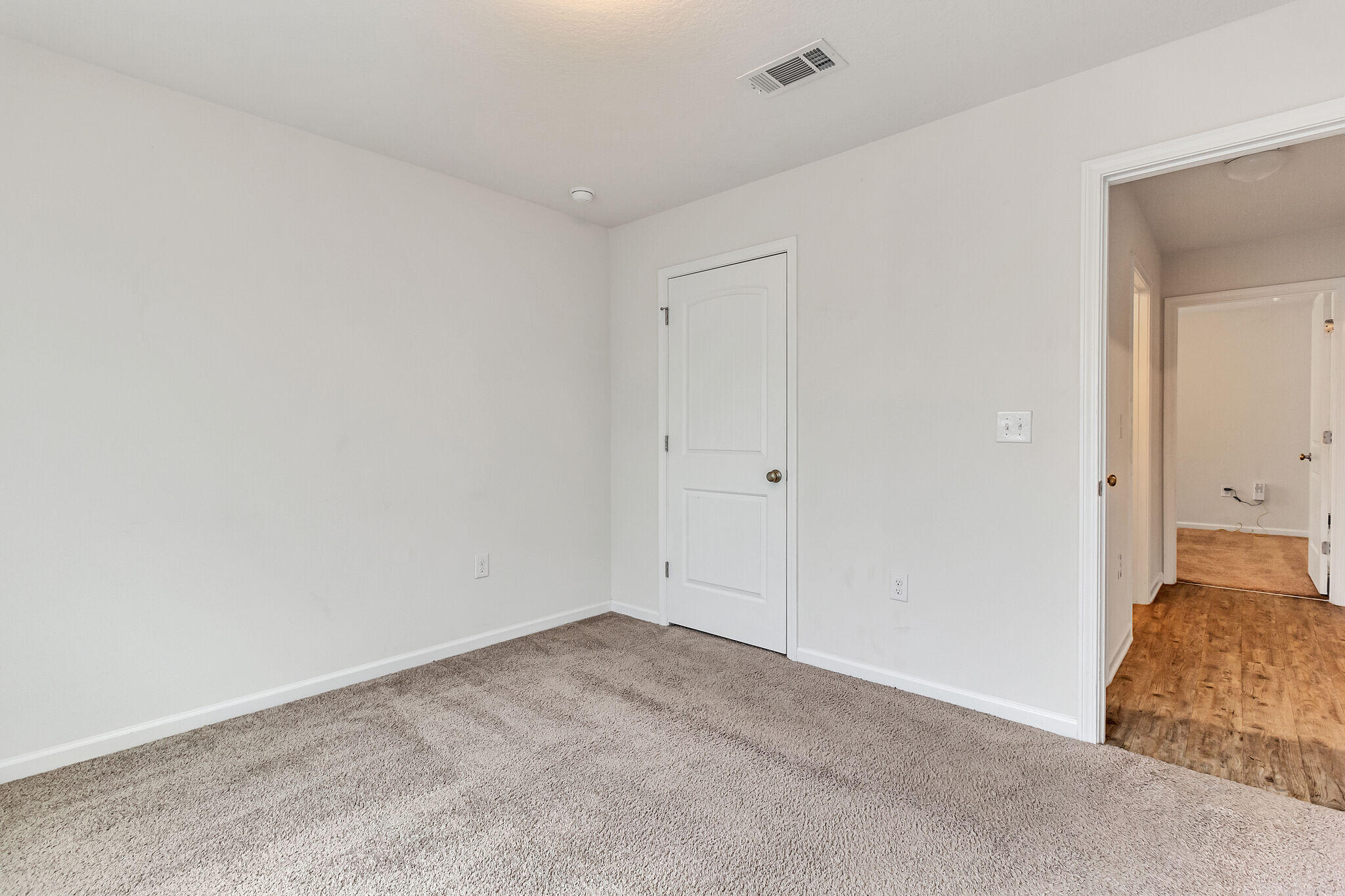 REDSTONE COMMONS - Residential Lease