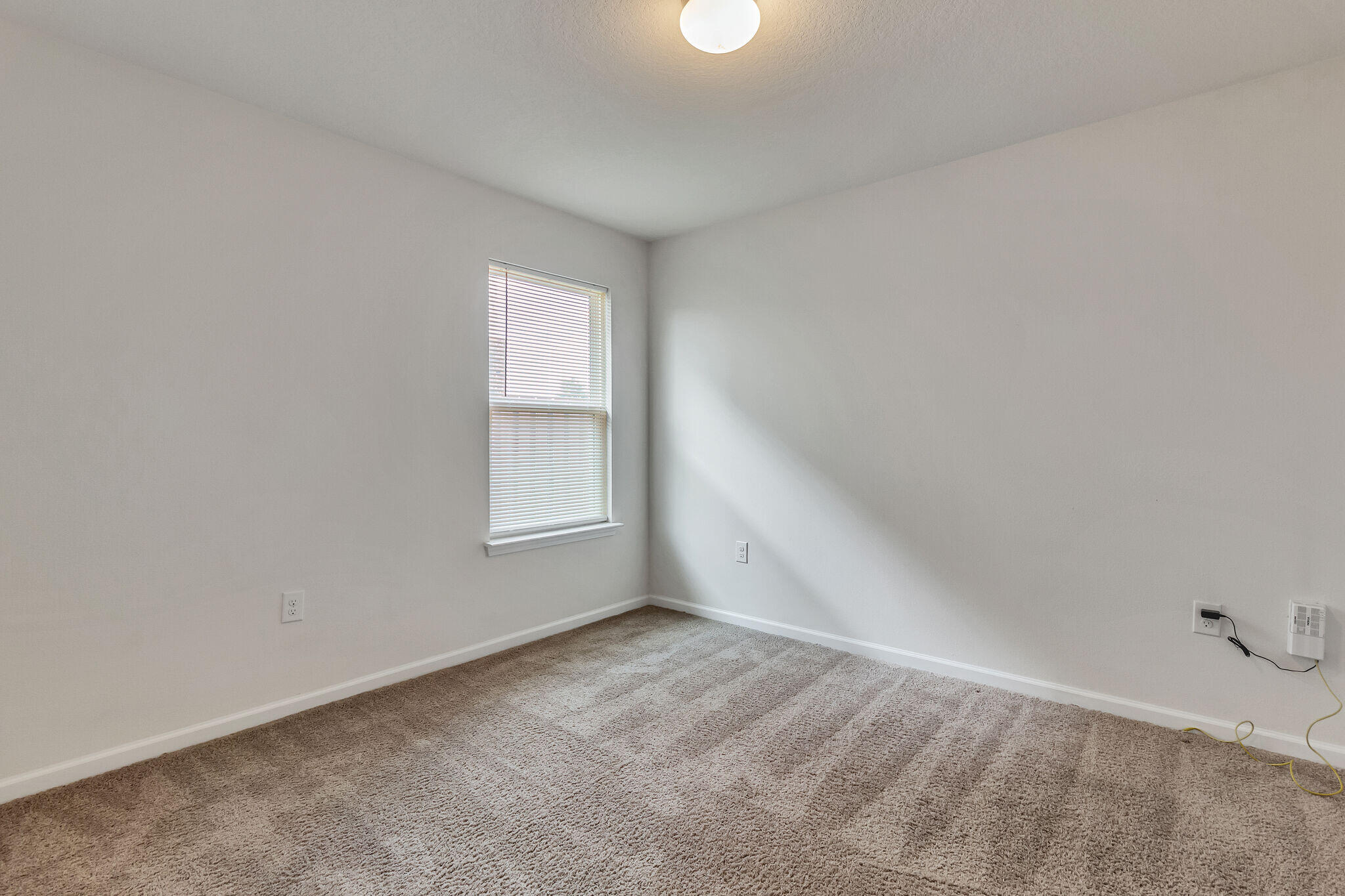 REDSTONE COMMONS - Residential Lease