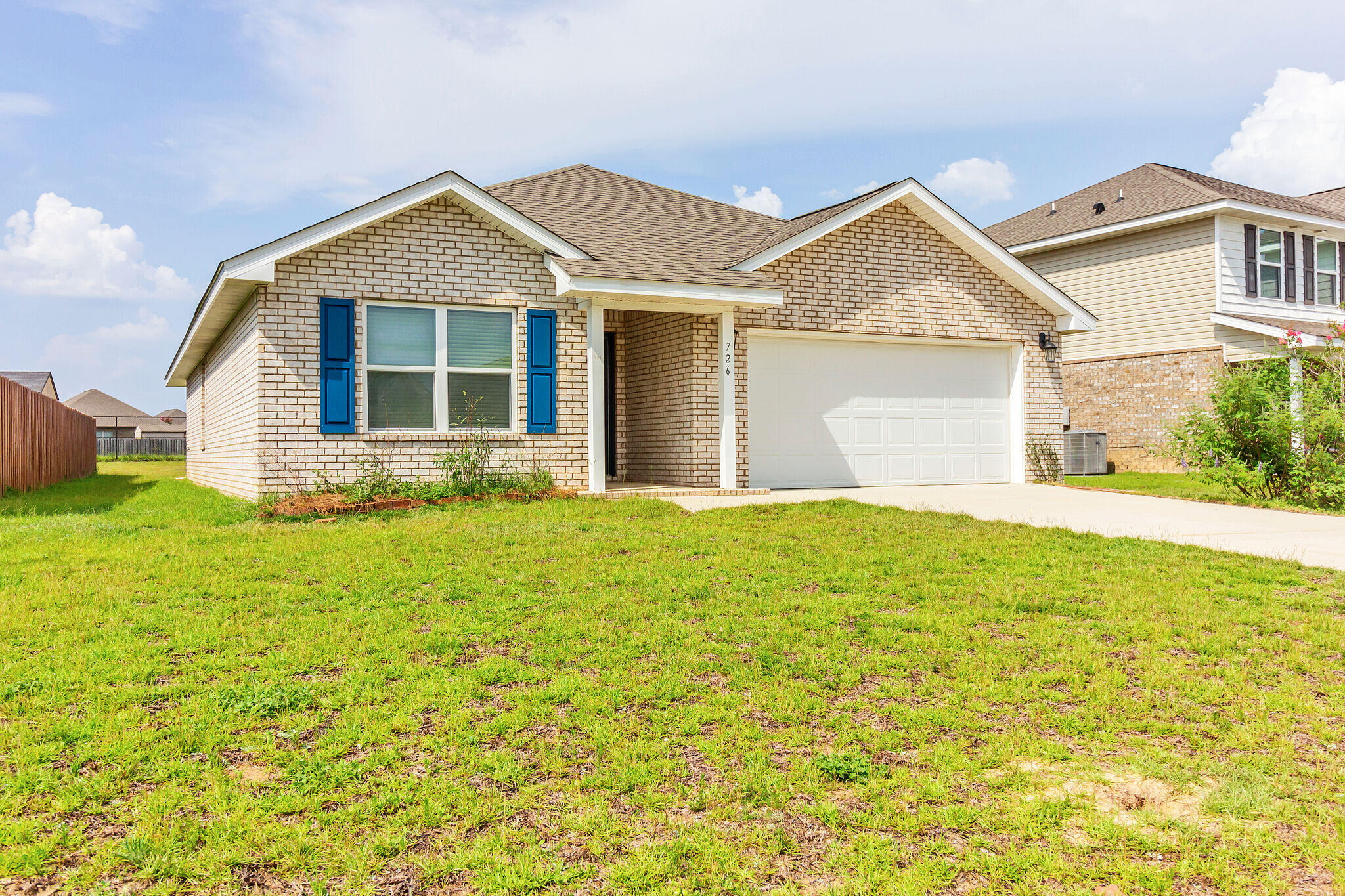 REDSTONE COMMONS - Residential Lease