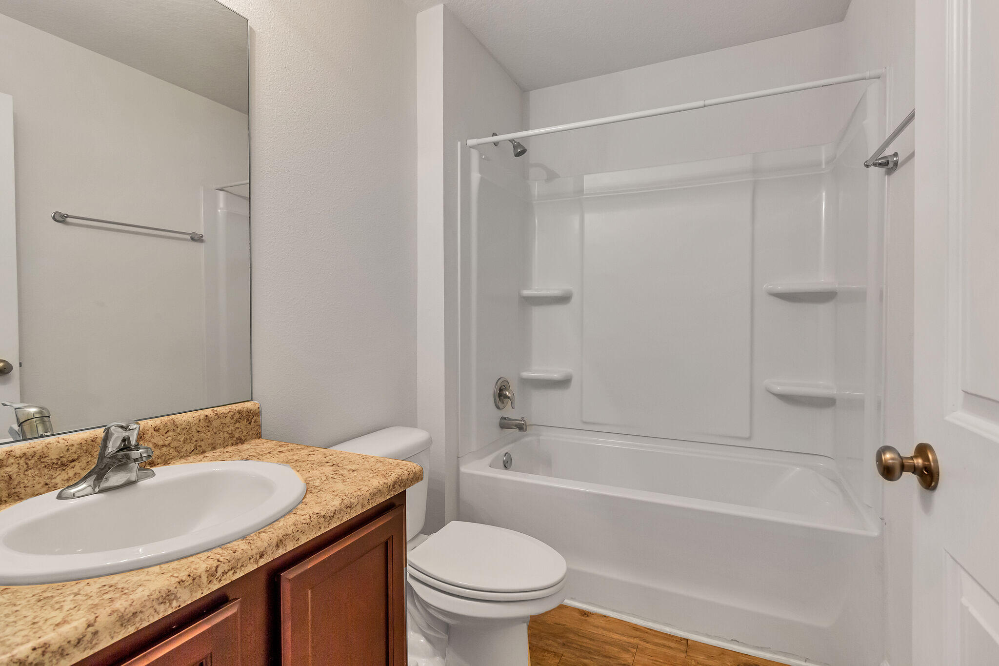 REDSTONE COMMONS - Residential Lease