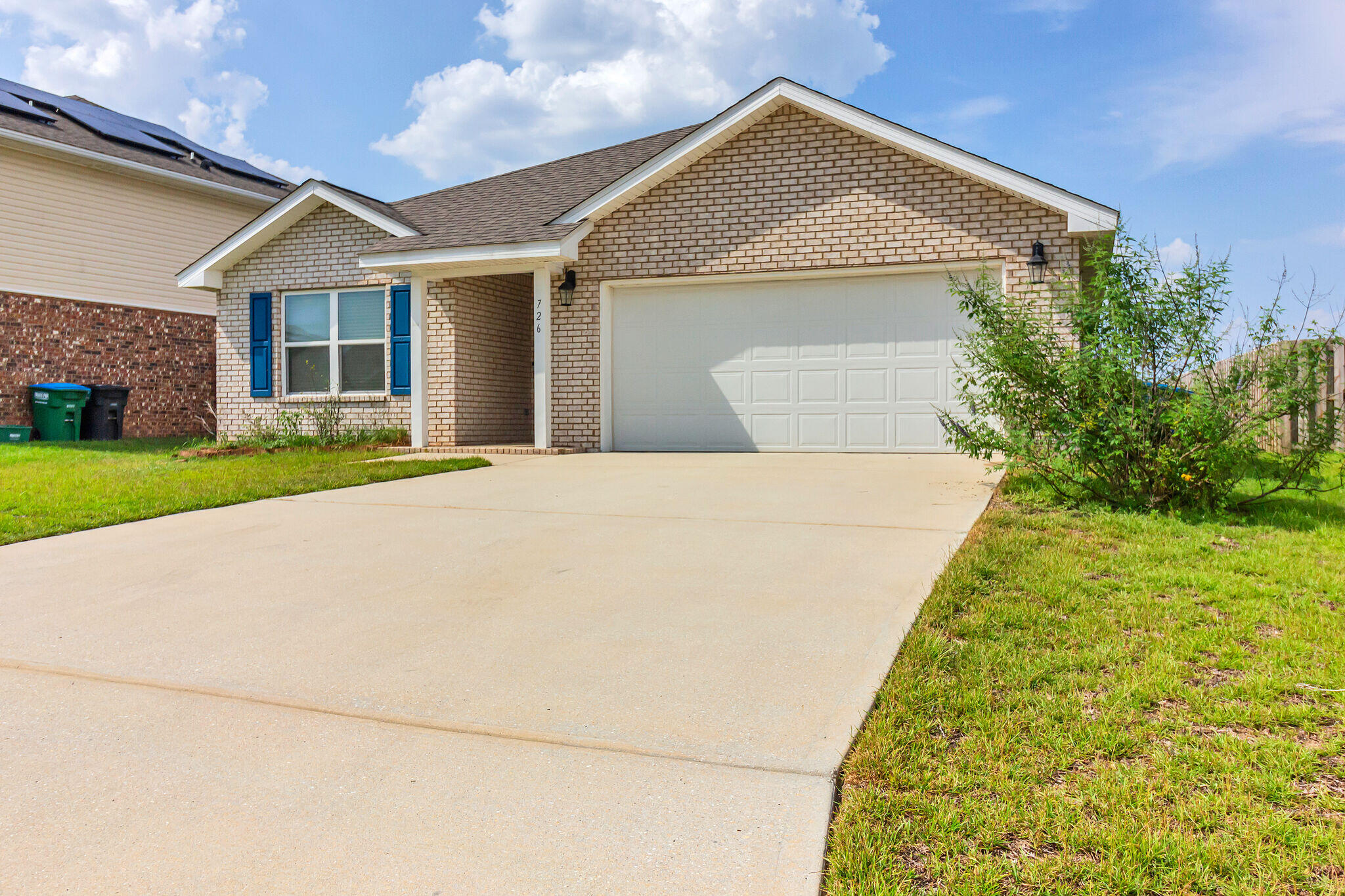 REDSTONE COMMONS - Residential Lease