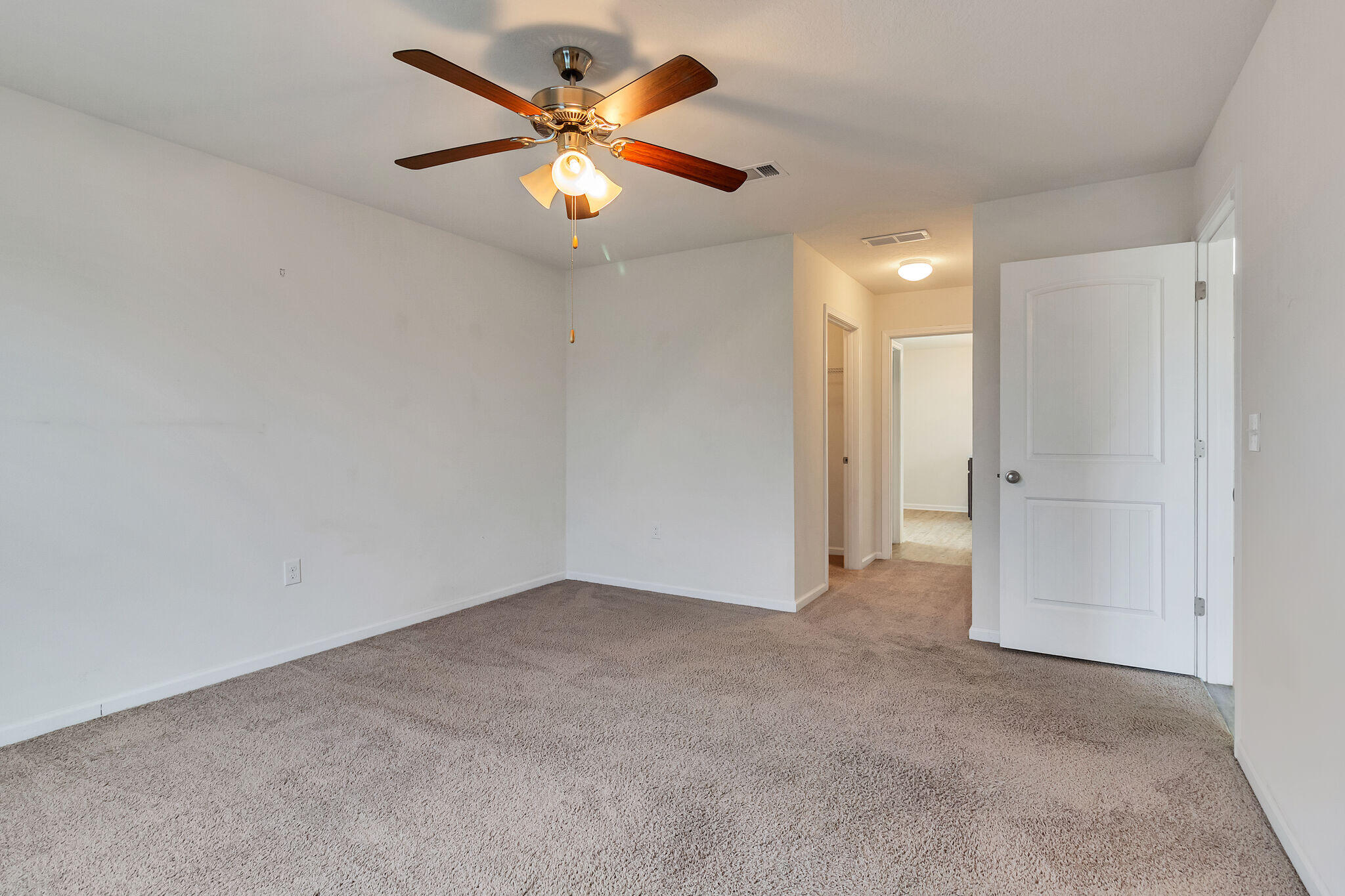 REDSTONE COMMONS - Residential Lease