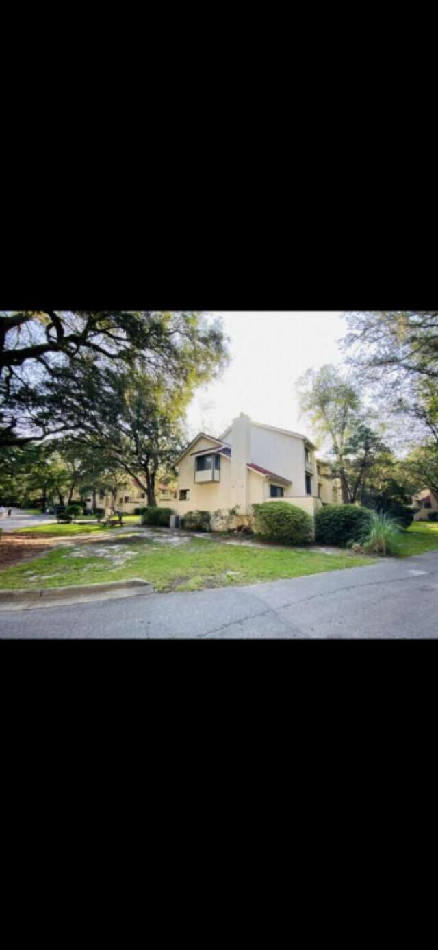 Are you looking for an escape with water views, places to kayak, an oyster bar steps away, and a close seat to the Wednesday night sailboat races on the bay? Look no further, here it is! This townhome has two patios with views of the bay and an extended one car garage for kayaks and paddle boards. Wanting a peaceful place to walk? Walking paths and pickleball/tennis/pools (extra fee) are all available in the neighborhood. Landscaping, exterior maintenance, pest, and insurance is covered with the HOA. The home has three bedrooms, 2.5 baths, updated kitchen, wood burning fireplace, and an open feel with vaulted ceilings. Need more? Have brunch and mimosas just steps away at LJ Schooners or even paddle board races on Thursdays. Life actually can be more peaceful by the bay. The community has a neighborhood dock with views of Destin and the fireworks each week. The marina also is quick access to store a boat or jet ski close by. Homeowner has paid the flood and homeowner's insurance for the year. Buyer to verify rooms and sq ft. Owner has a real estate license.